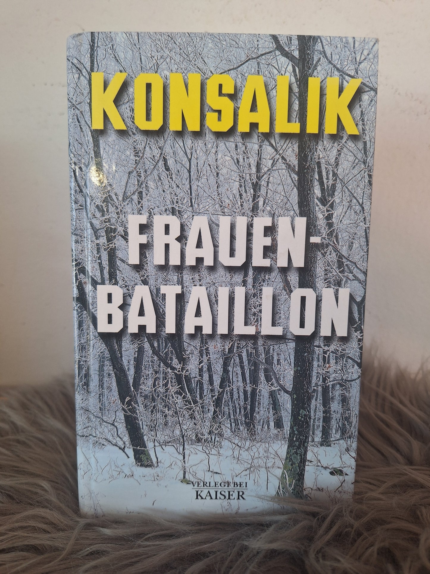 Frauen- bataillon, Die Rollbahn H. G. Konsalik