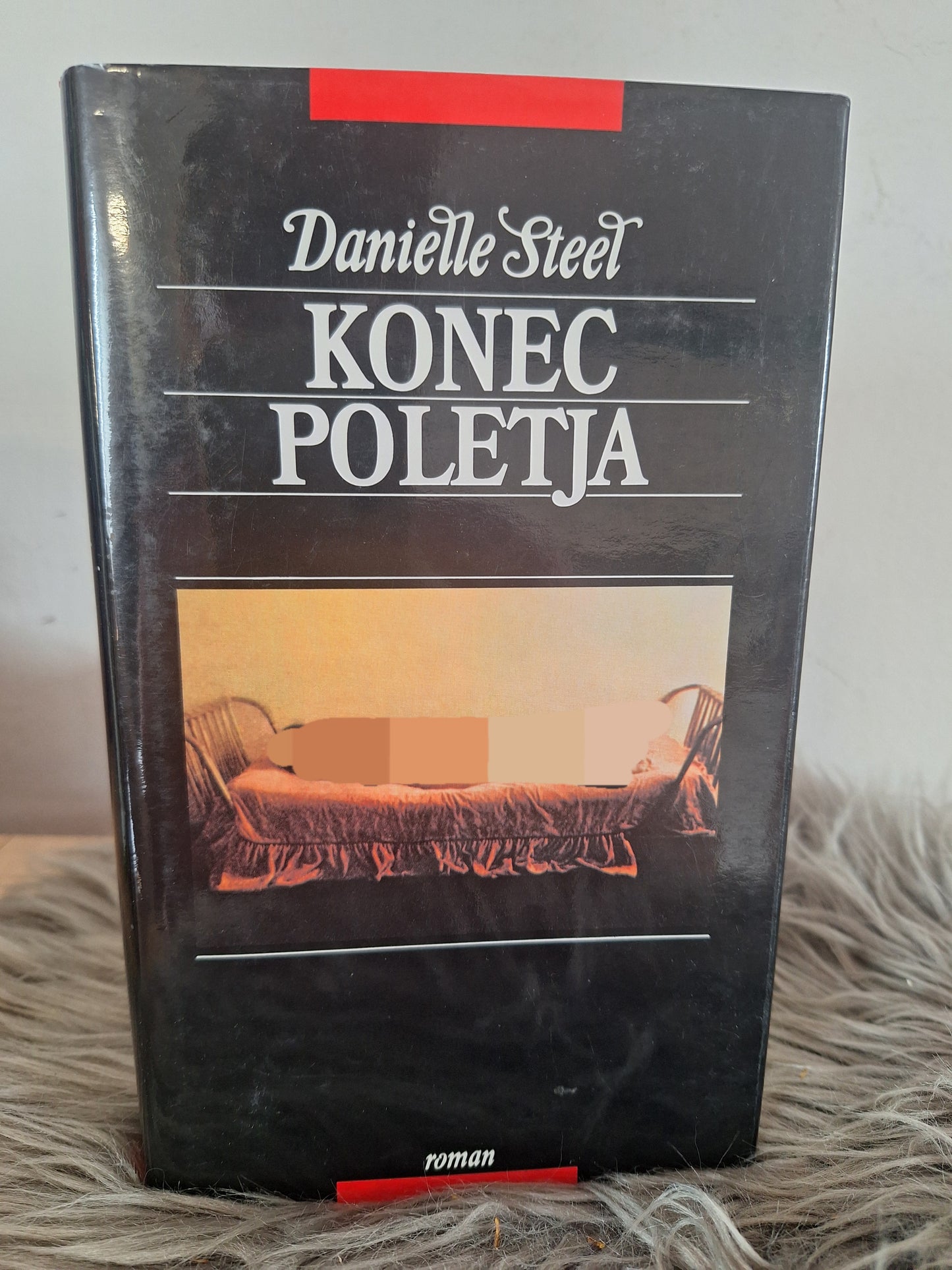 Bogatašinja ~ Barbara Taylor Bradford 1, 2, 3, - Konec poletja ~ Danielle Steel, - Če bo kdaj jutri, Sidney Sheldon.