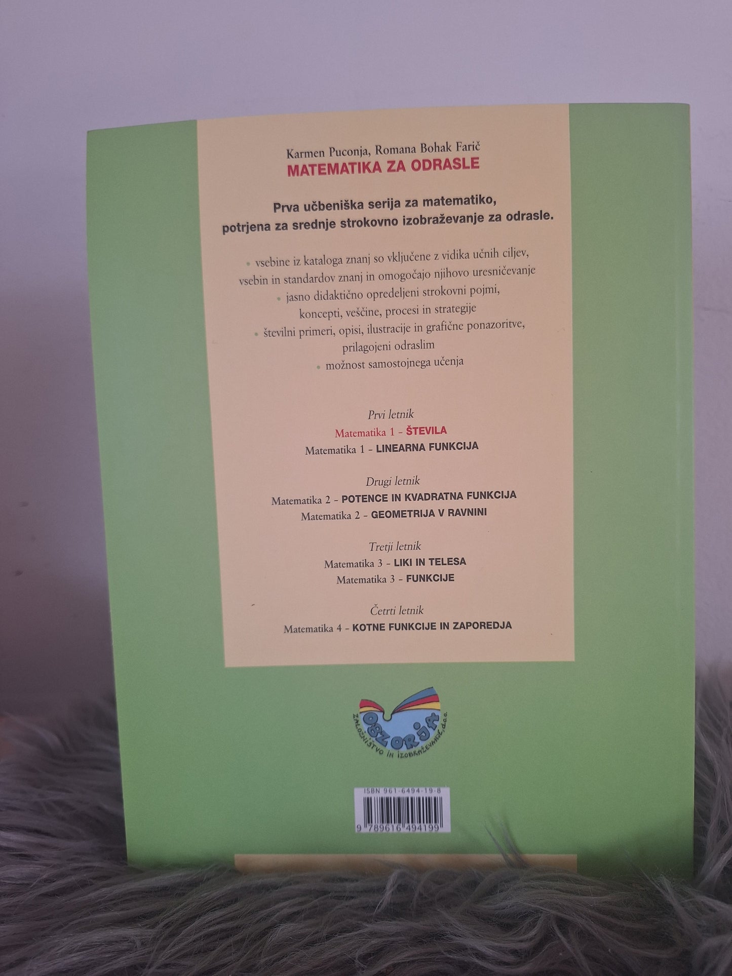 Matematika števila Romana Bohak Farič in Karmen Puconja