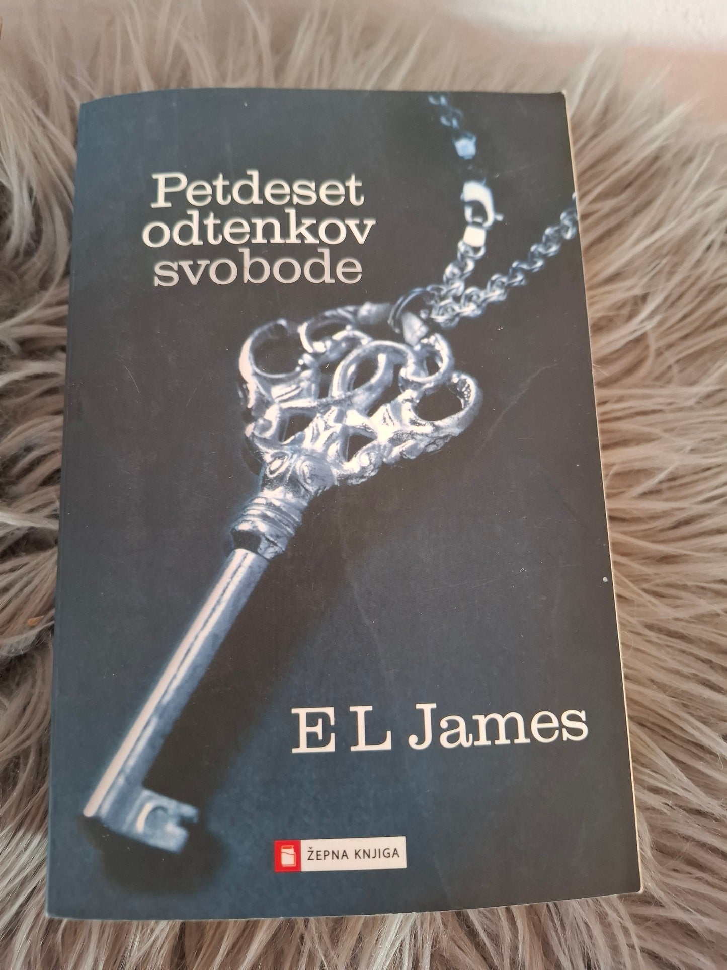 Petdeset odtenkov zbirka El James