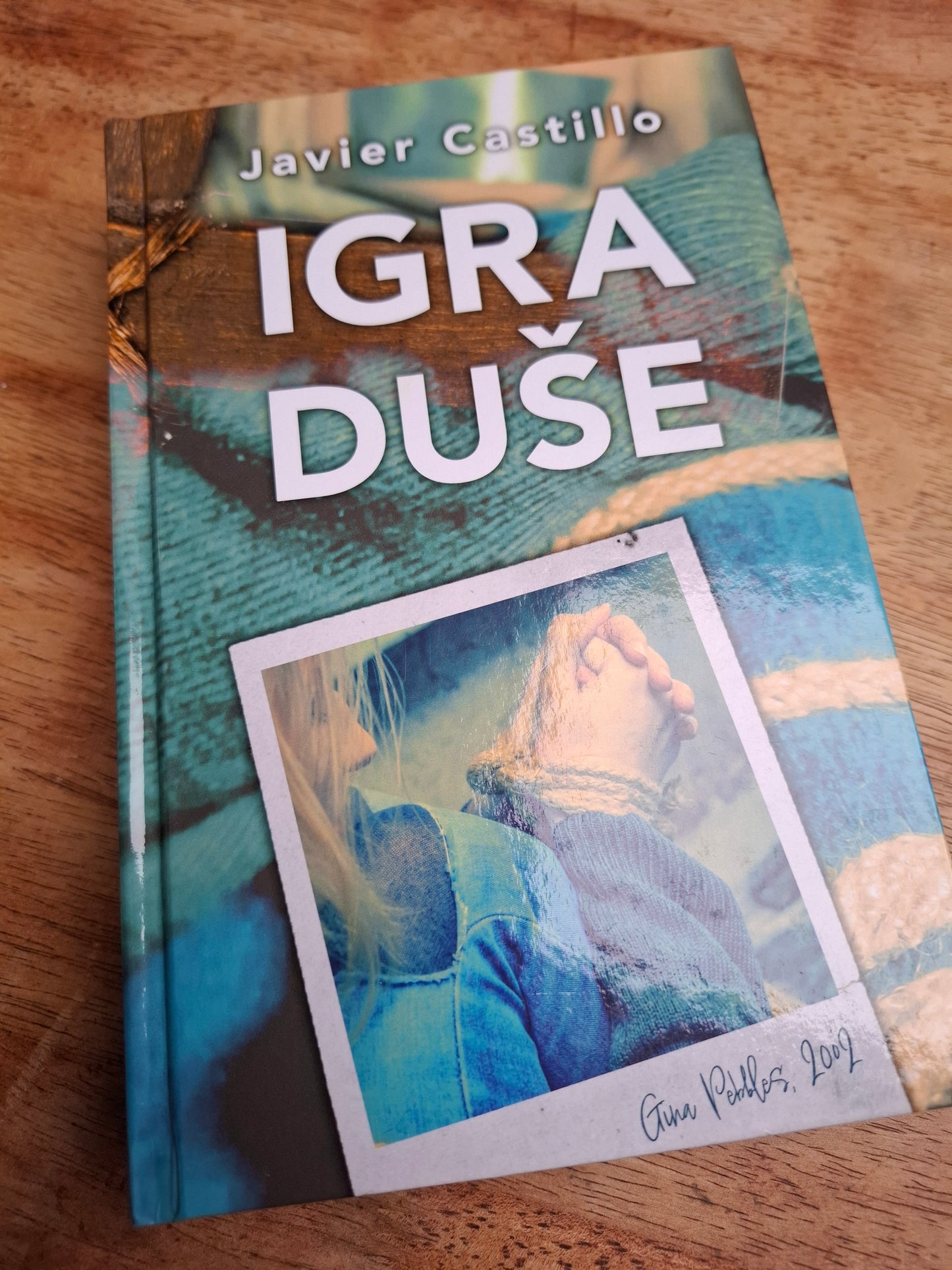 Igra duše, Javier Castillo