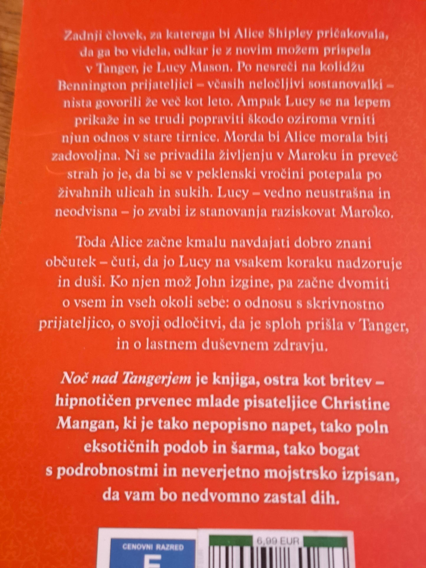 Noč nad Tangerjem, Christine Mangan