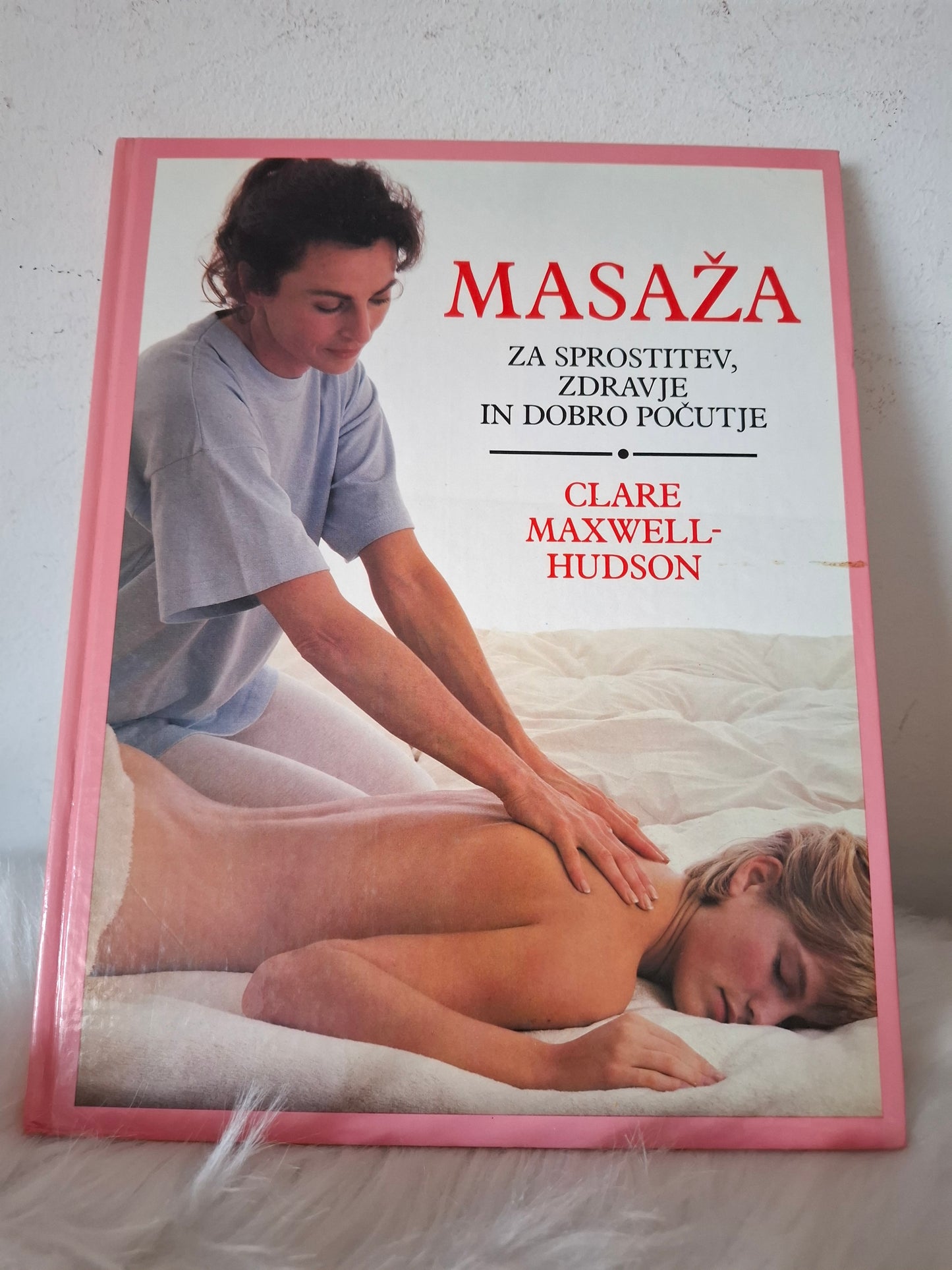 Masaža Clare Maxwell Hudson