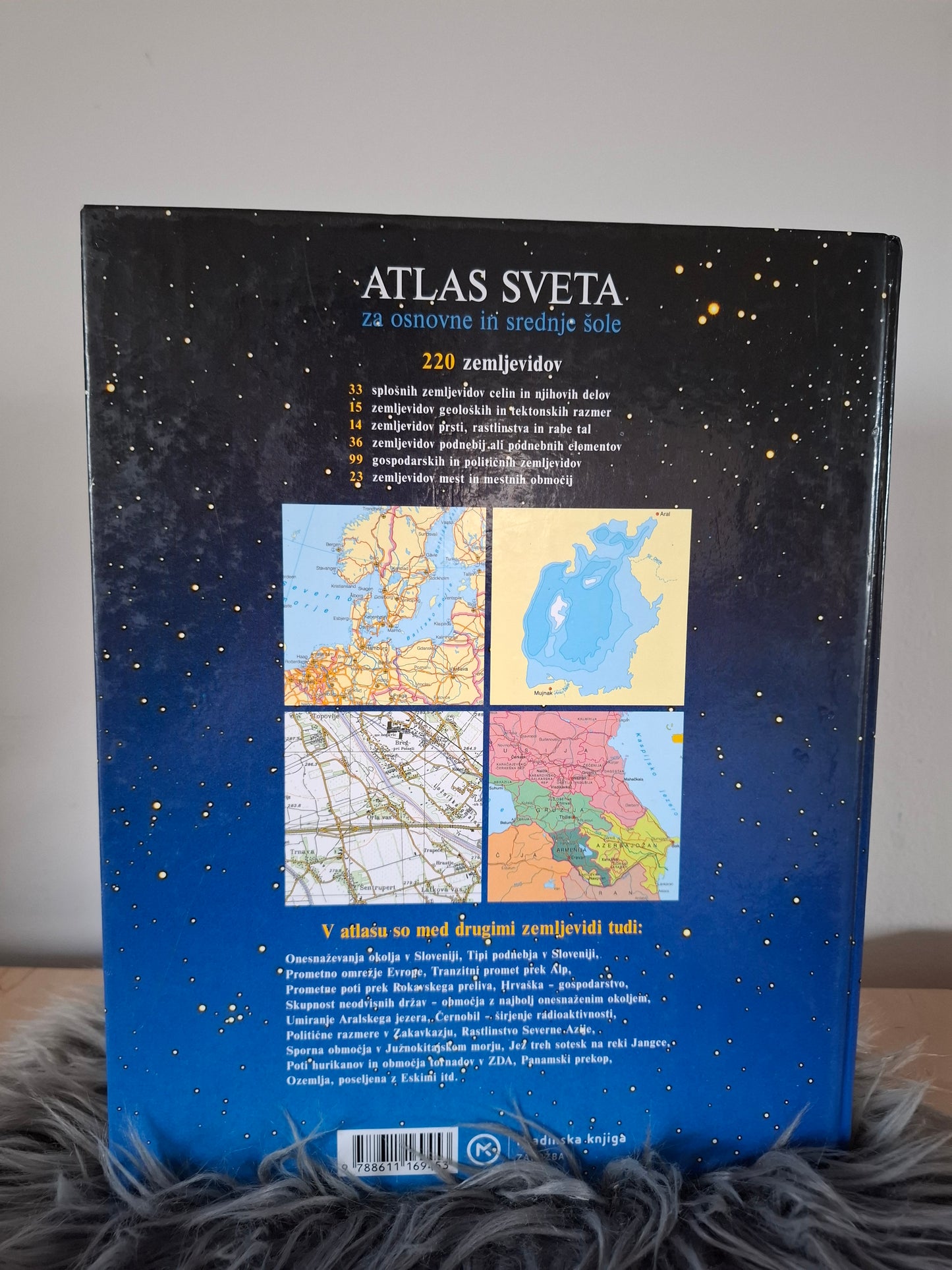 Atlas sveta za osnovne in srednje šole Mladinska knjiga