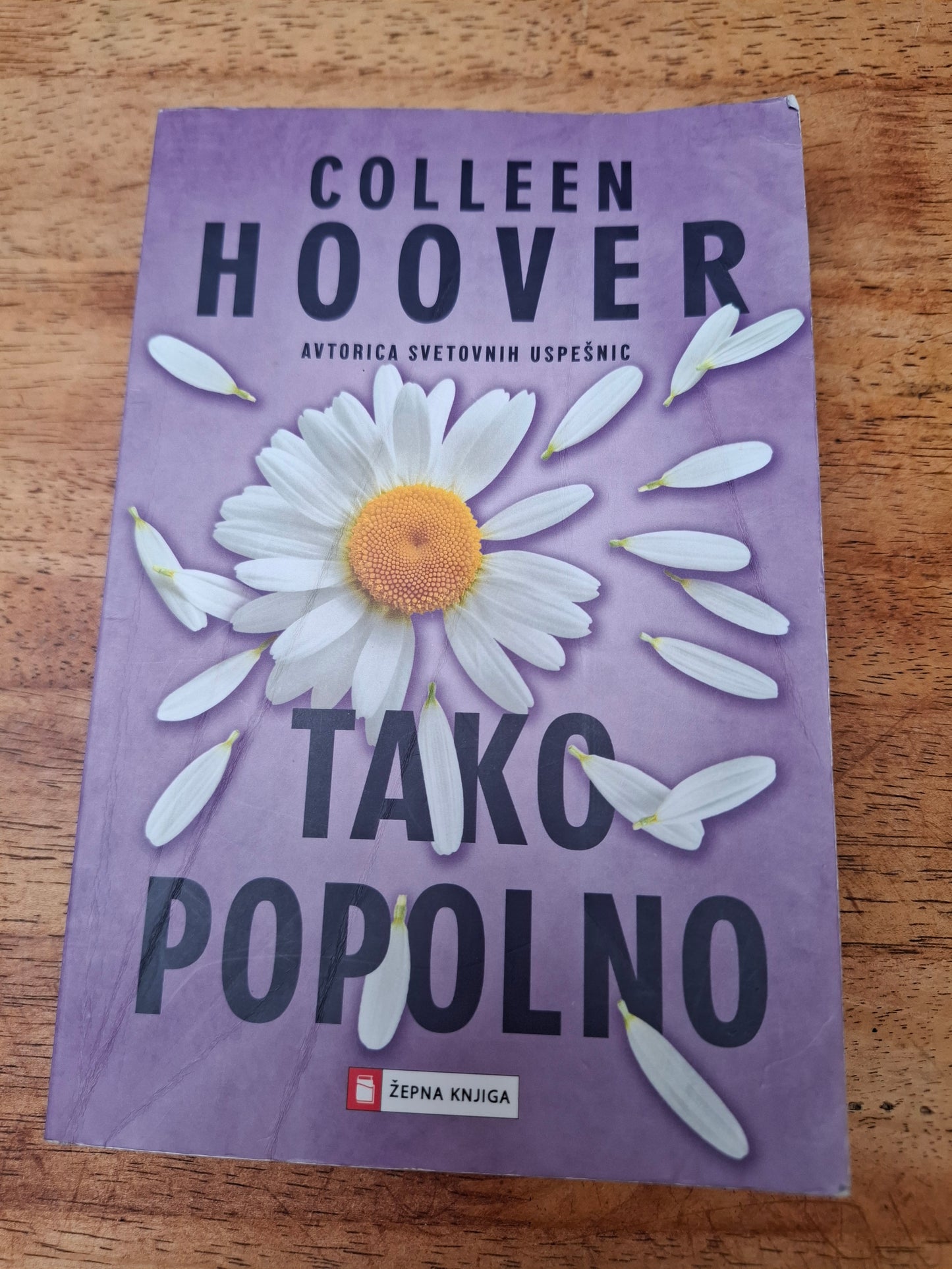 Tako popolno, Colleen Hoover.