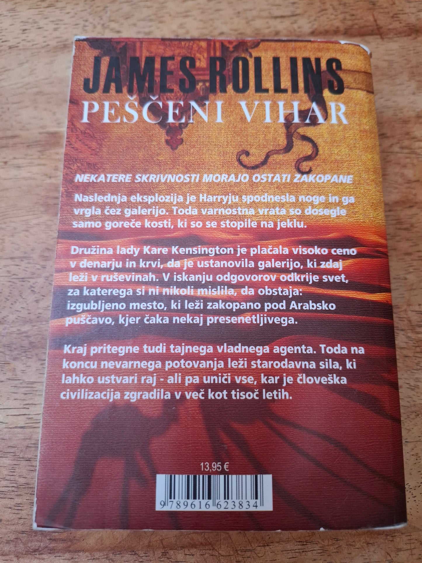 Peščeni vihar, James Rollins