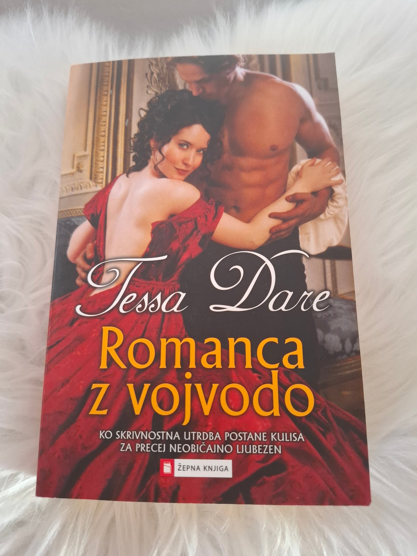 Romanca z vojvodo, Tessa Dare