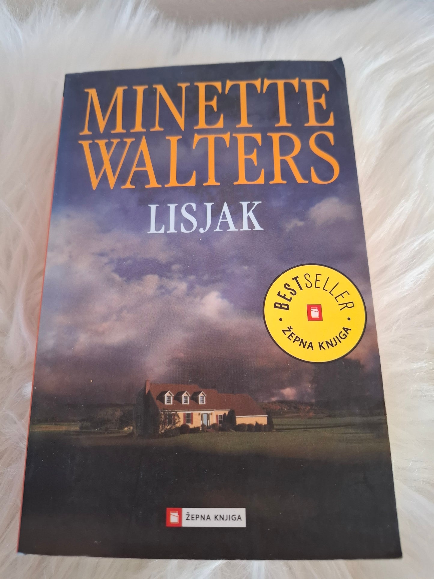 Lisjak Minette Walters