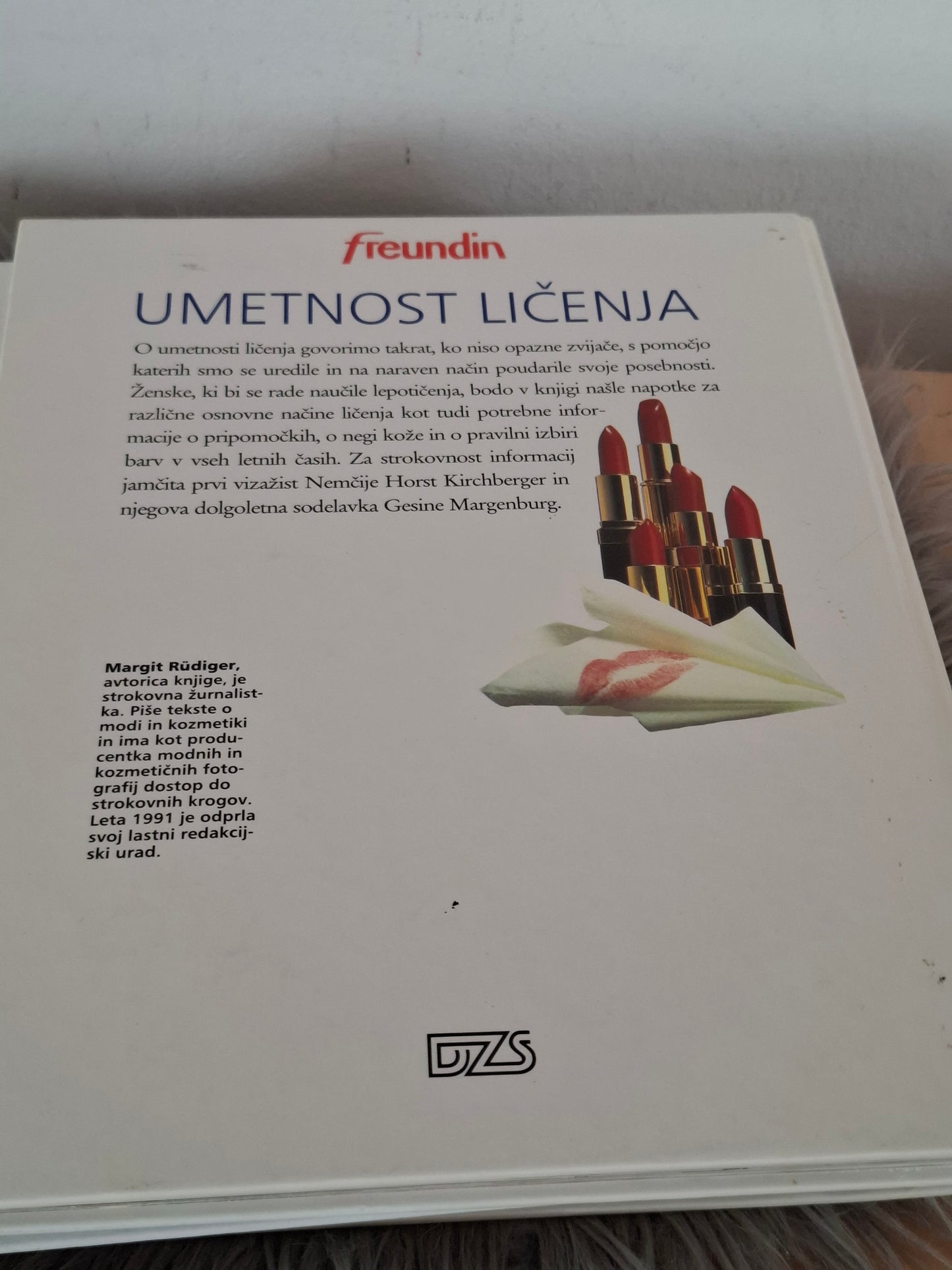 Priročniki Odkrijte svoj stil, Pričeske za vse tipe žensk, Umetnost ličenja Freundin