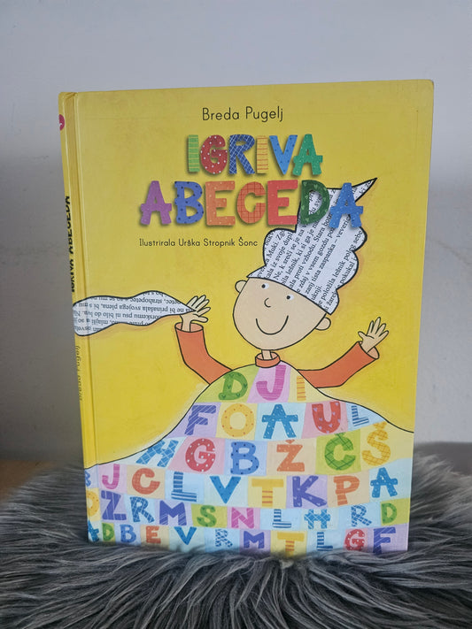 Igriva abeceda Breda Pugelj