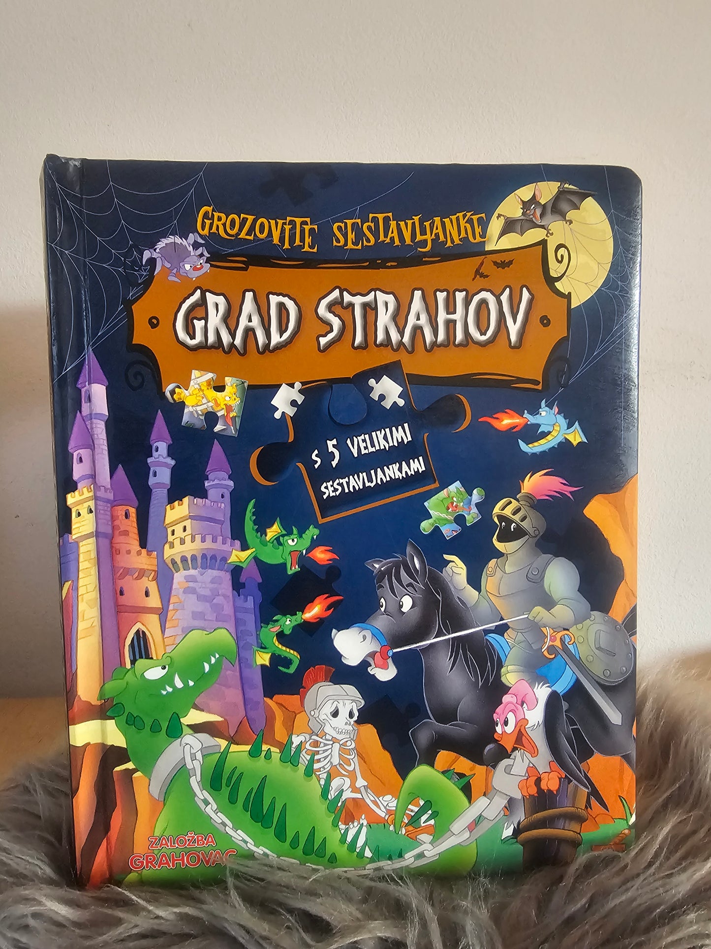 Grad strahov grozovite sestavljanke Založba Grahovac