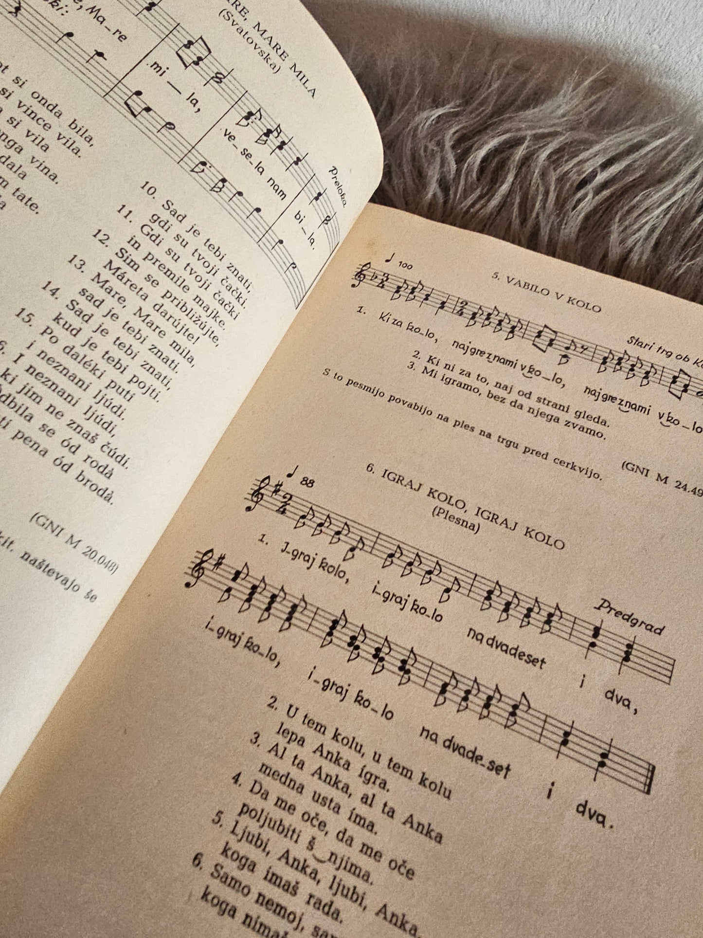 Slovenska pesmarica Luka Kramolc Zmaga Kumer Matija Tomc