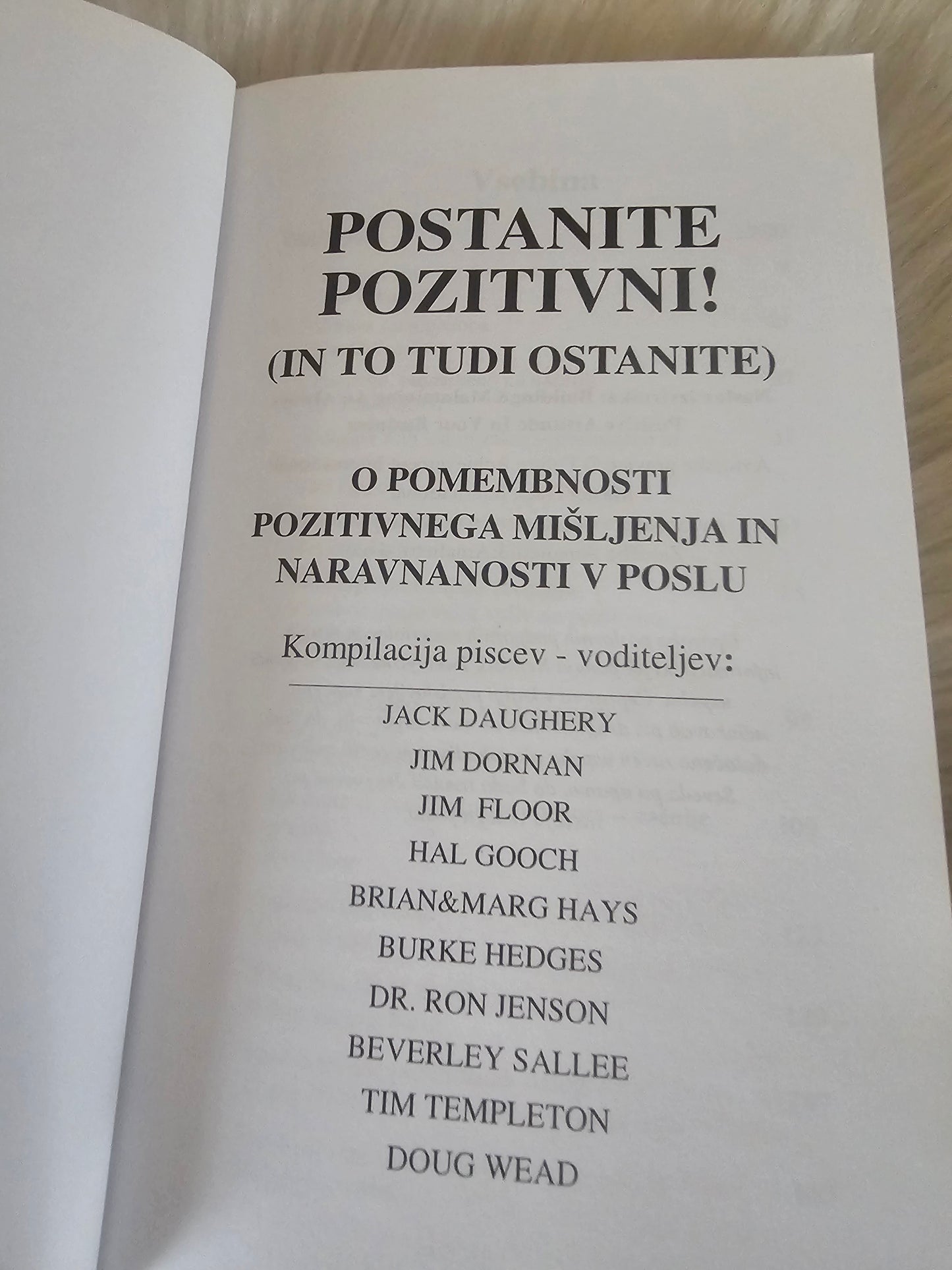 Postanite pozitivni  več avtorjev