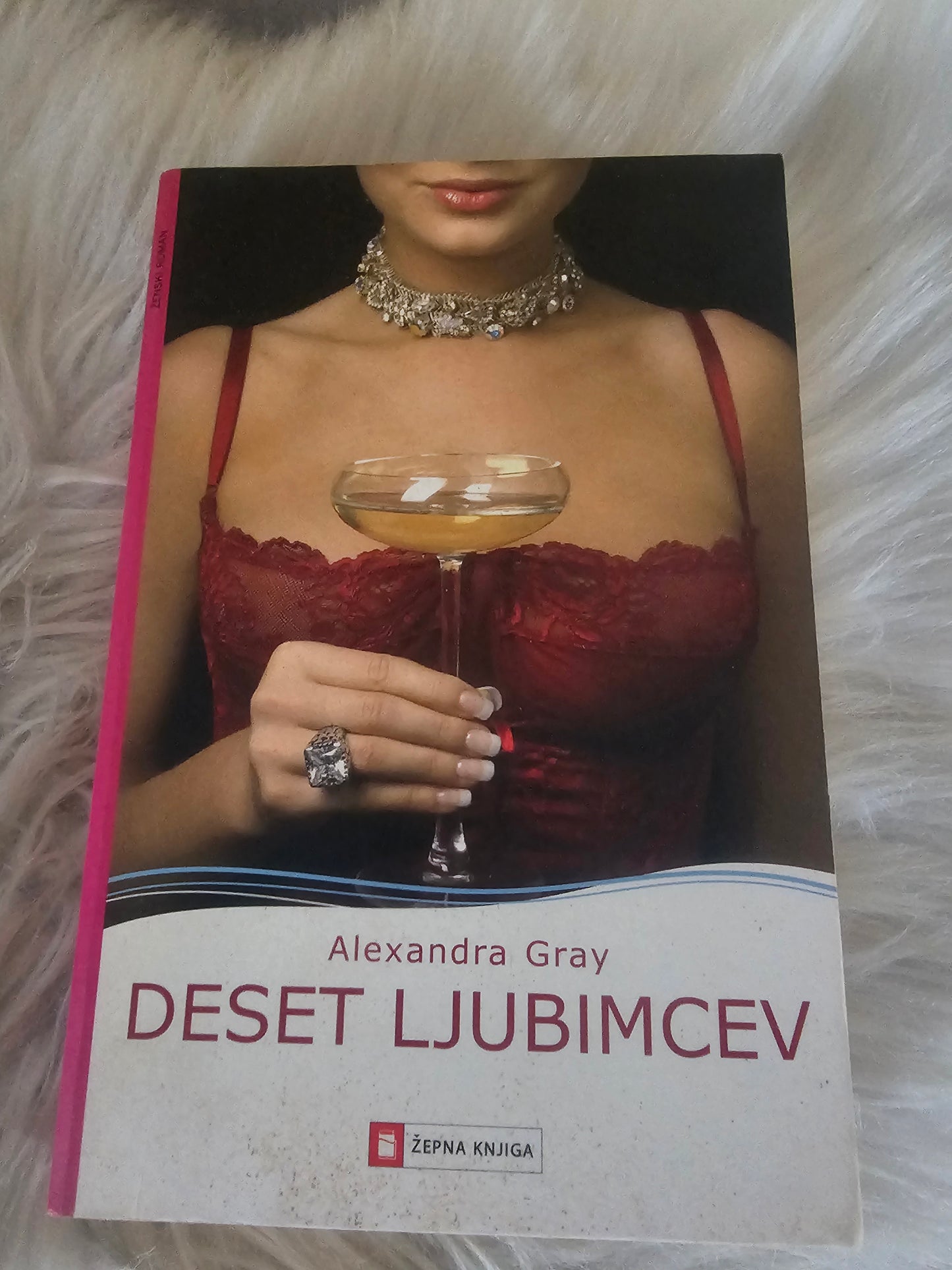 Deset ljubimcev Alexandra Gray