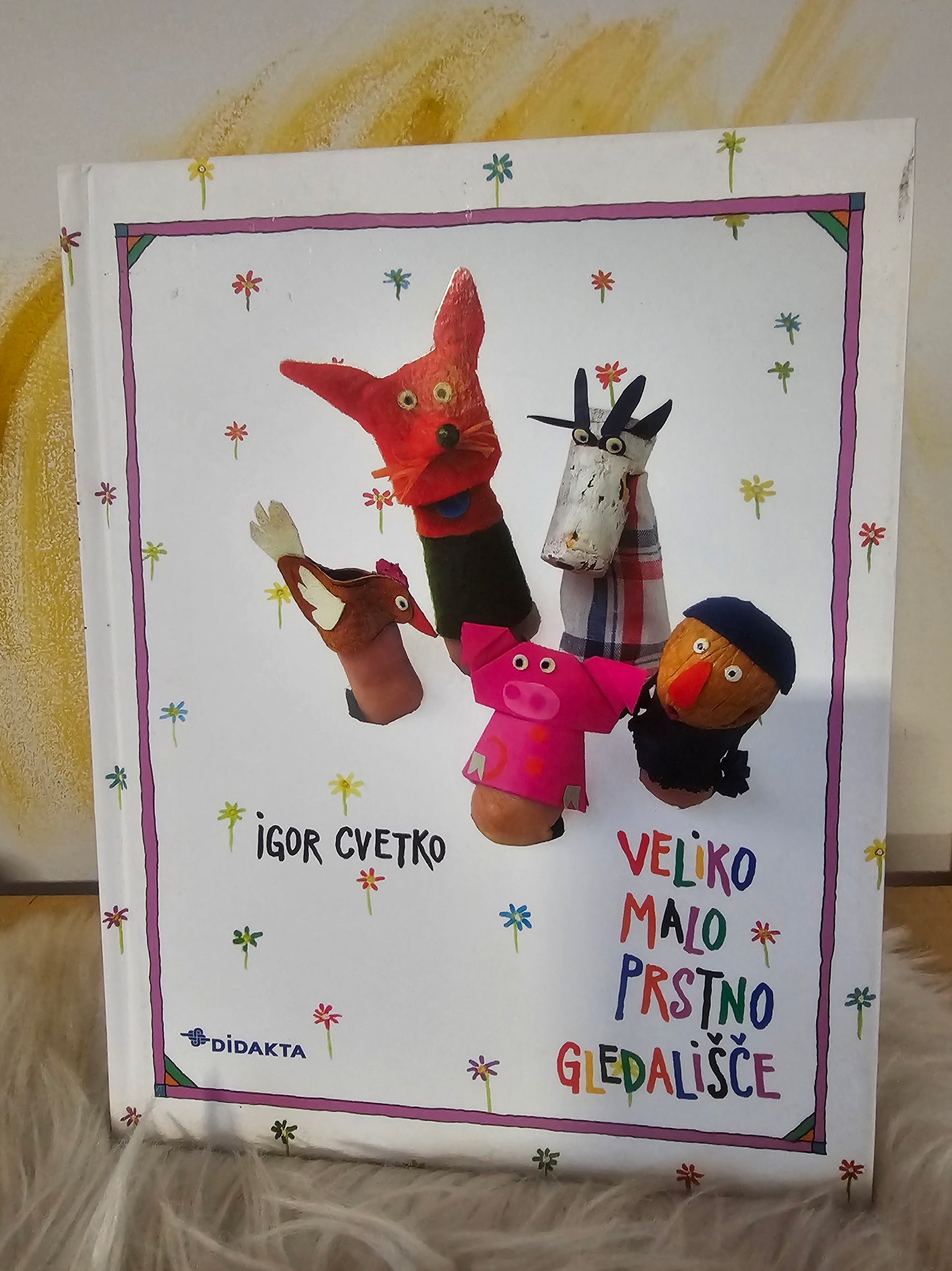 Veliko malo prstno gledališče Igor Cvetko