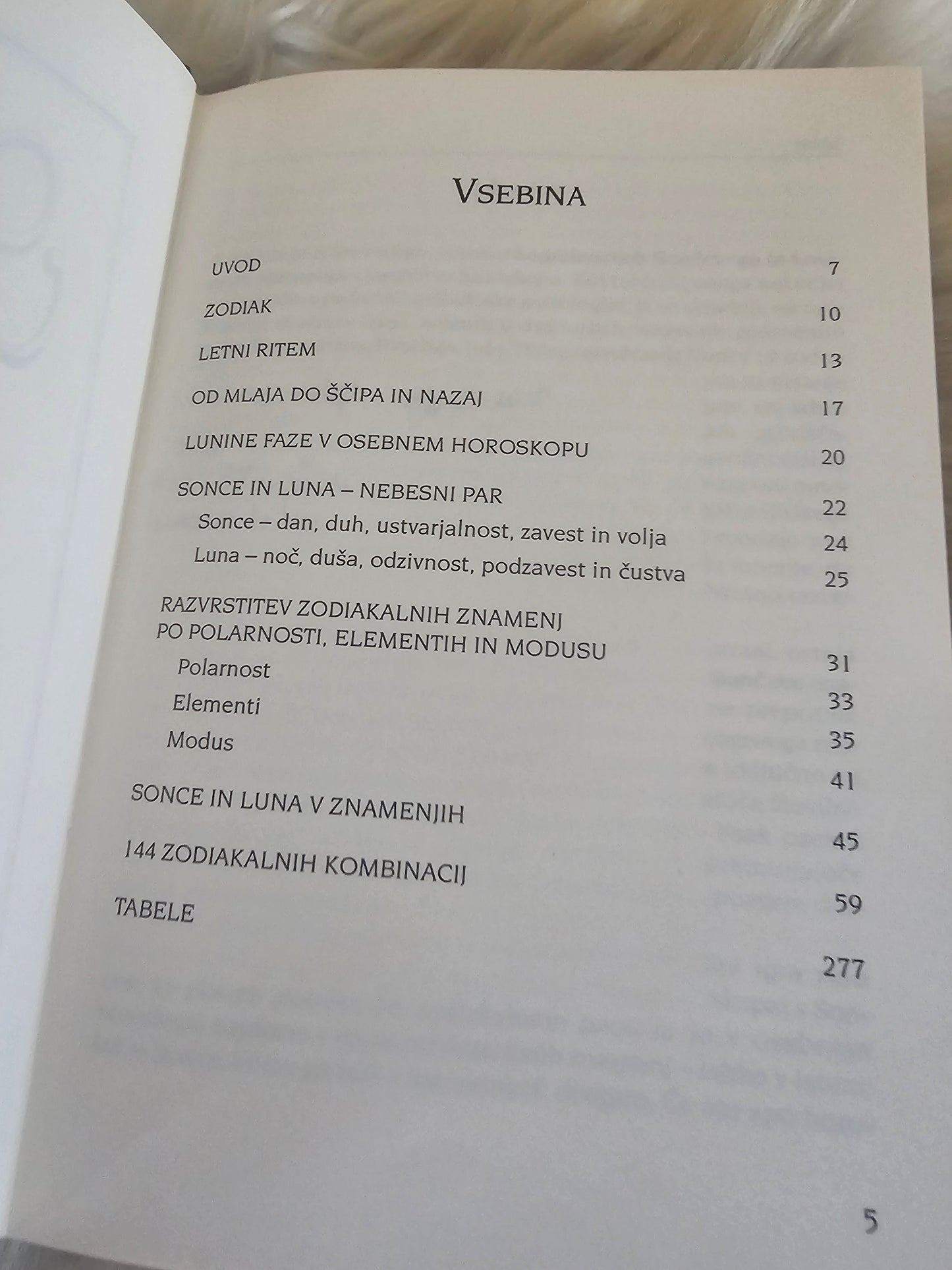 Sonce in luna Ema Kurent