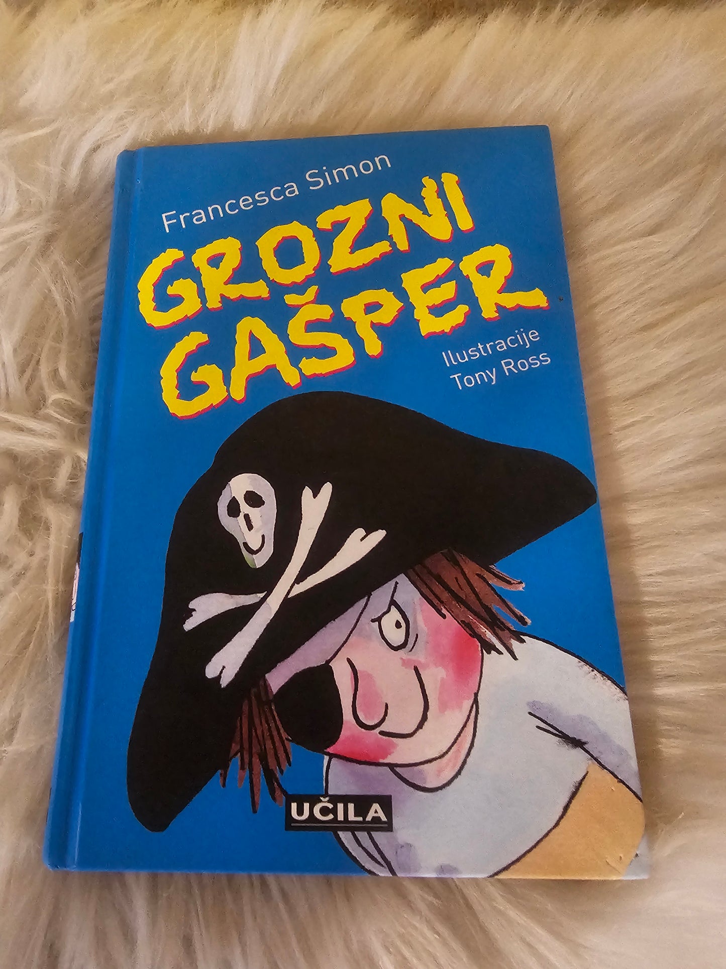 Grozni Gašper Francesca Simon