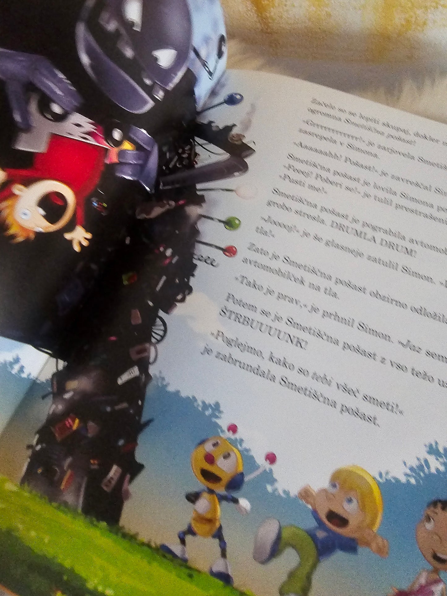 Umkove dogodivščine Umko Smetiščna pošast Založba Grahovac