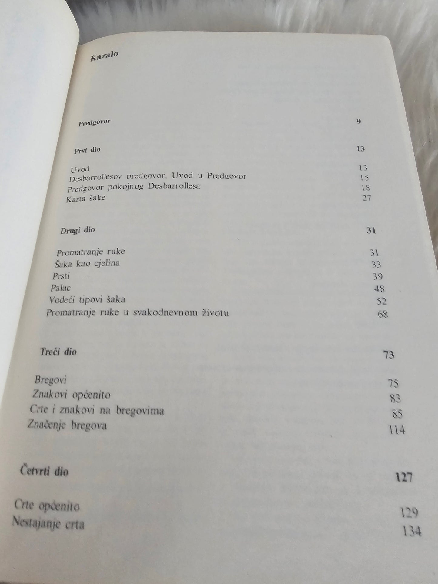 Proučavanje dlana več avtorjev