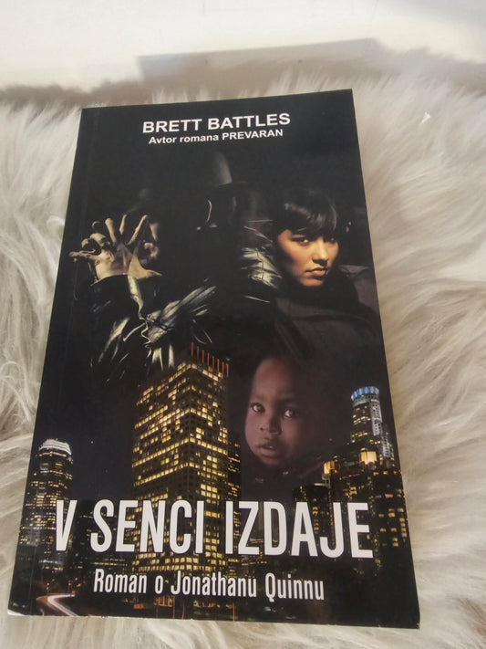 V senci izdaje Roman o Jonathanu Quinnu Brett Batles