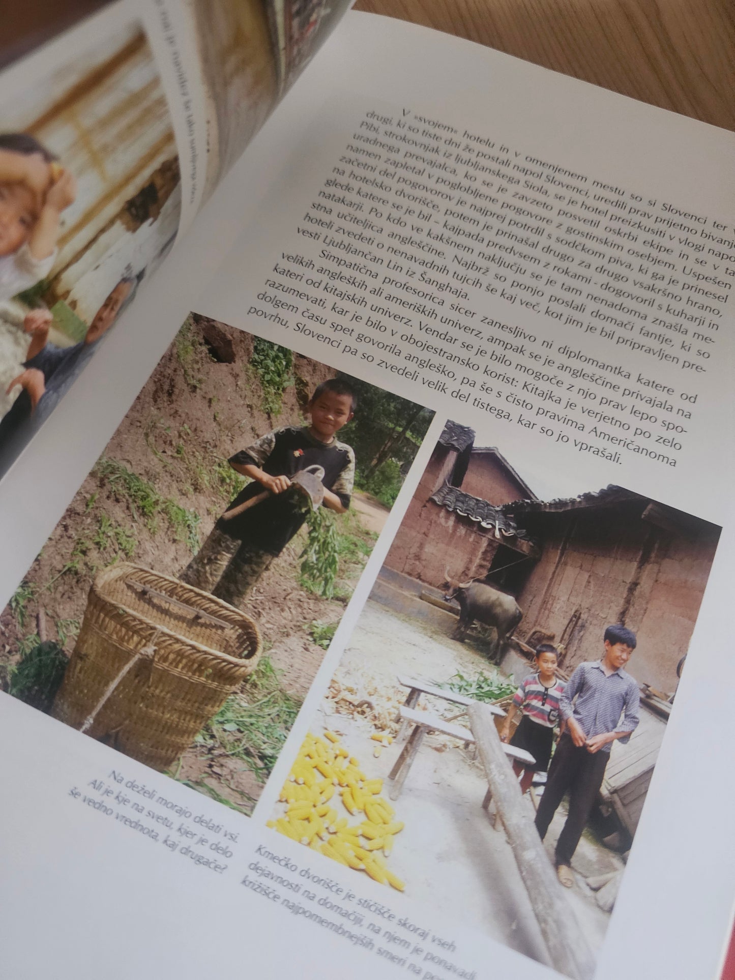 Velika modra reka Dogodivščine in pripovedi z reke Jangce Marjan Raztresen