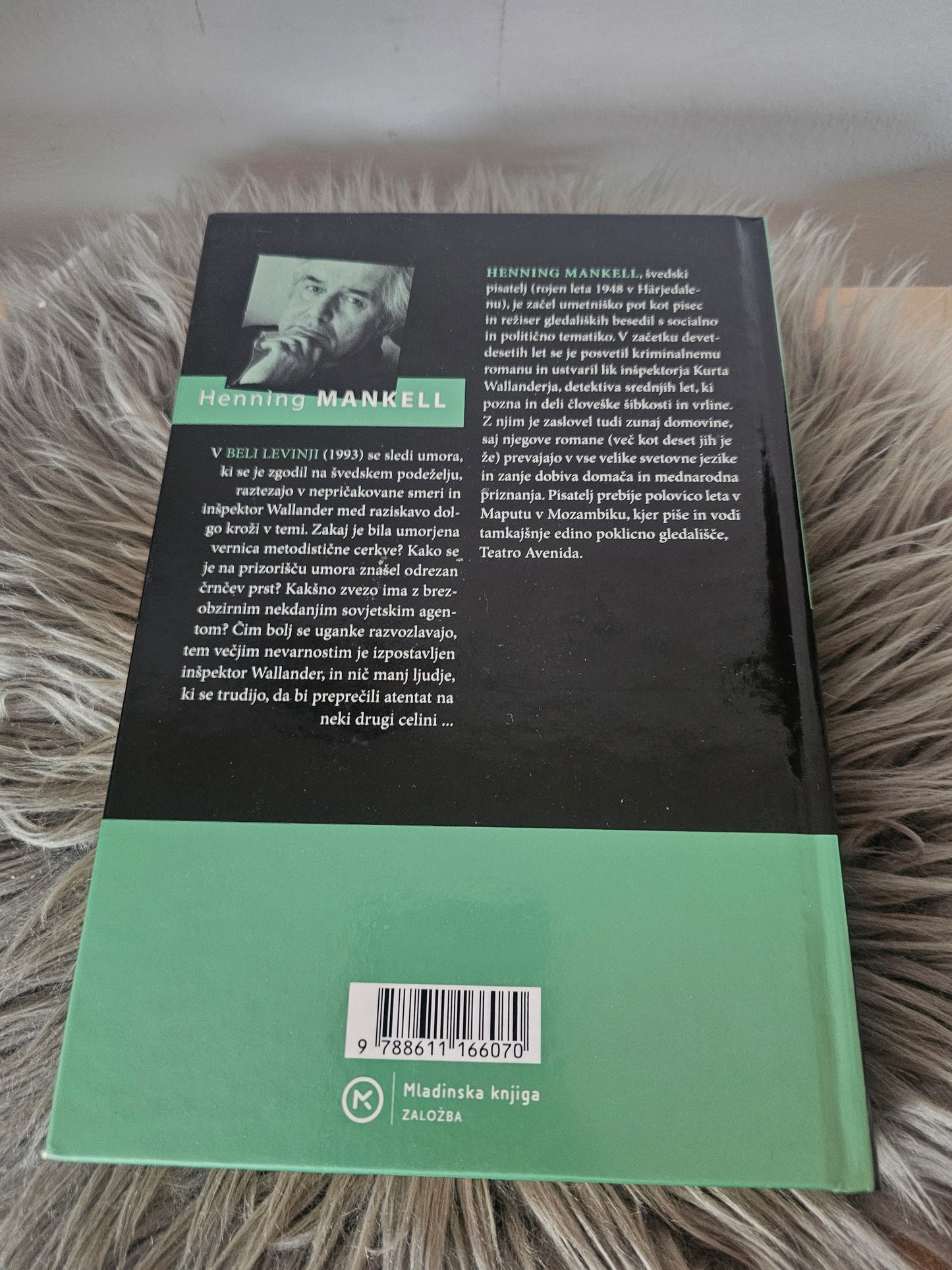 Bela levinja Hennig Mankell