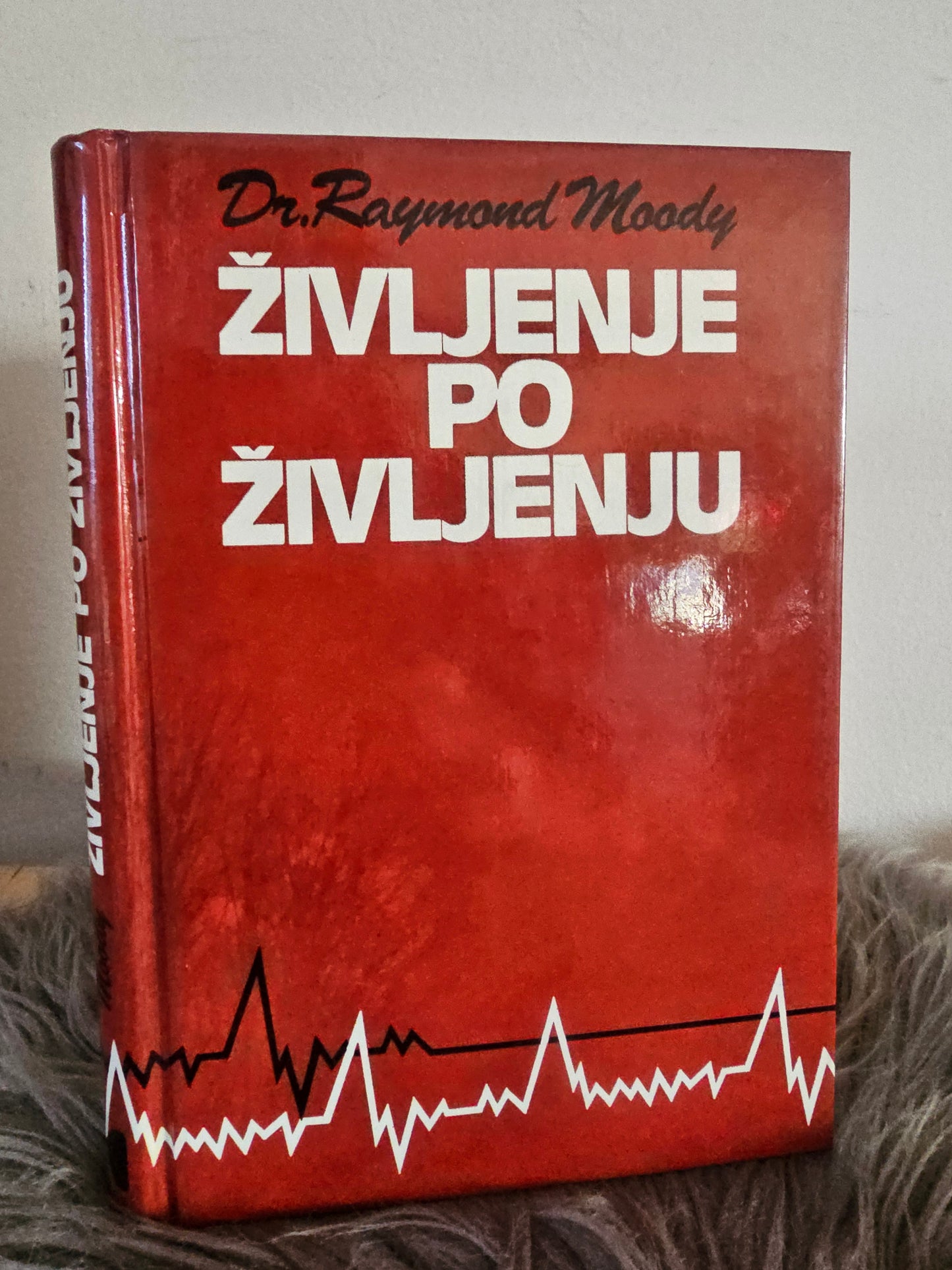 Življenje po življenju dr. Raymond Moody