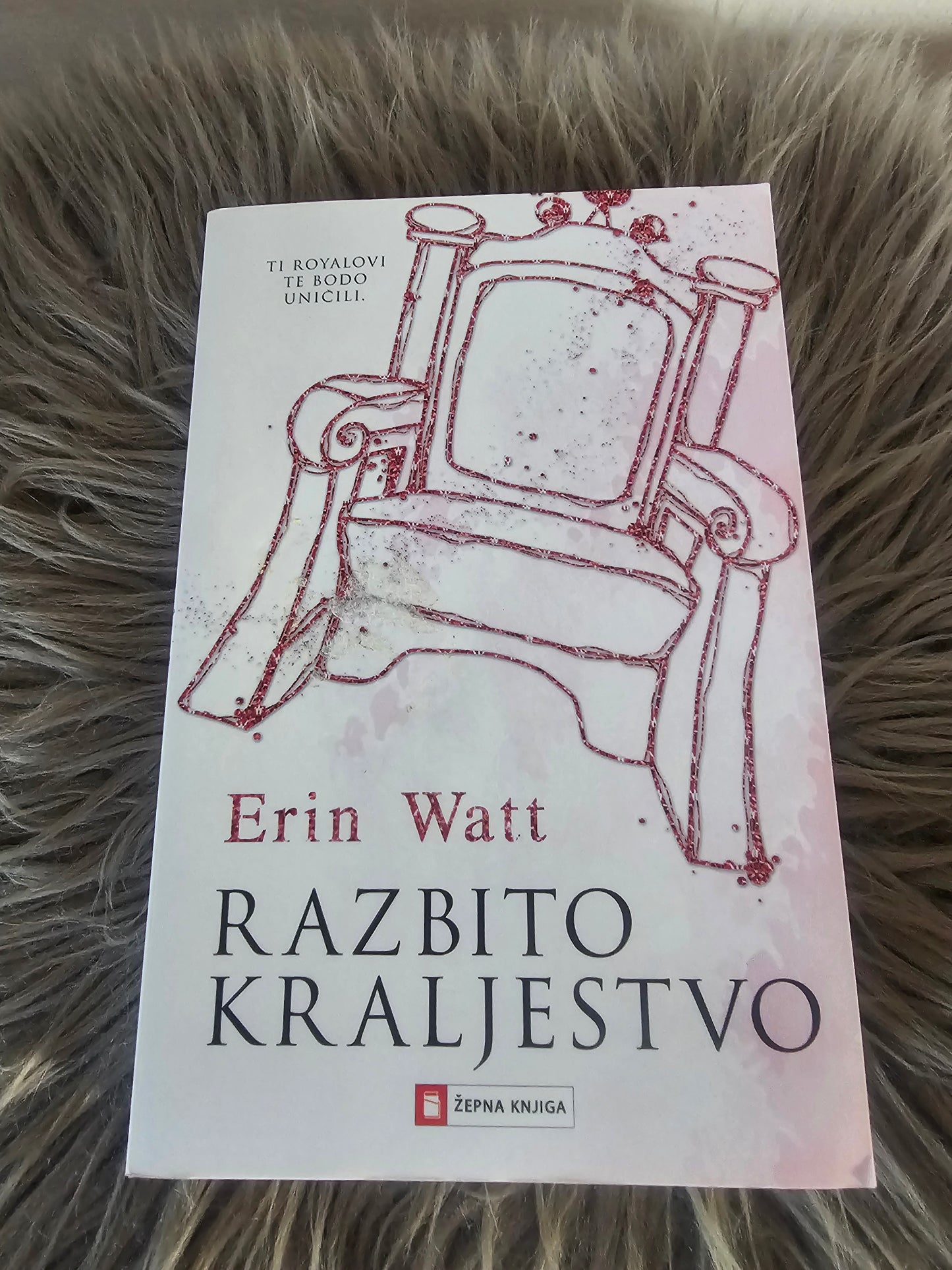 Razbito kraljestvo Erin Watt