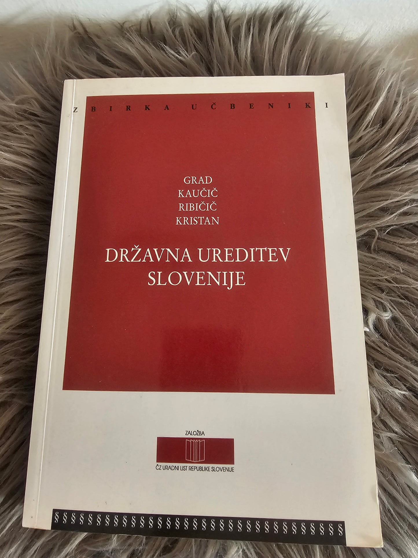 Državna ureditev Slovenije več avtorjev
