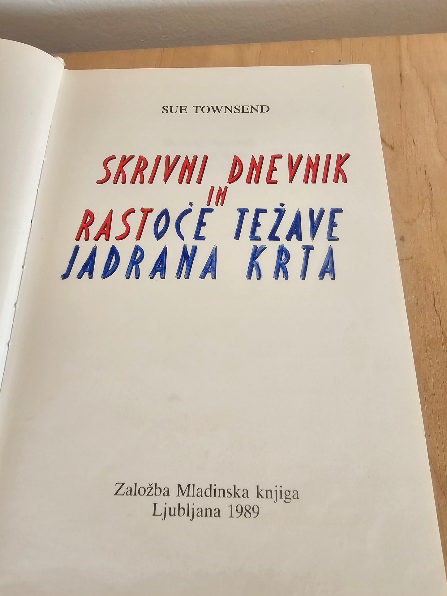 Skrivni dnevnik in rastoče težave Jadrana Krta Sue Townsend