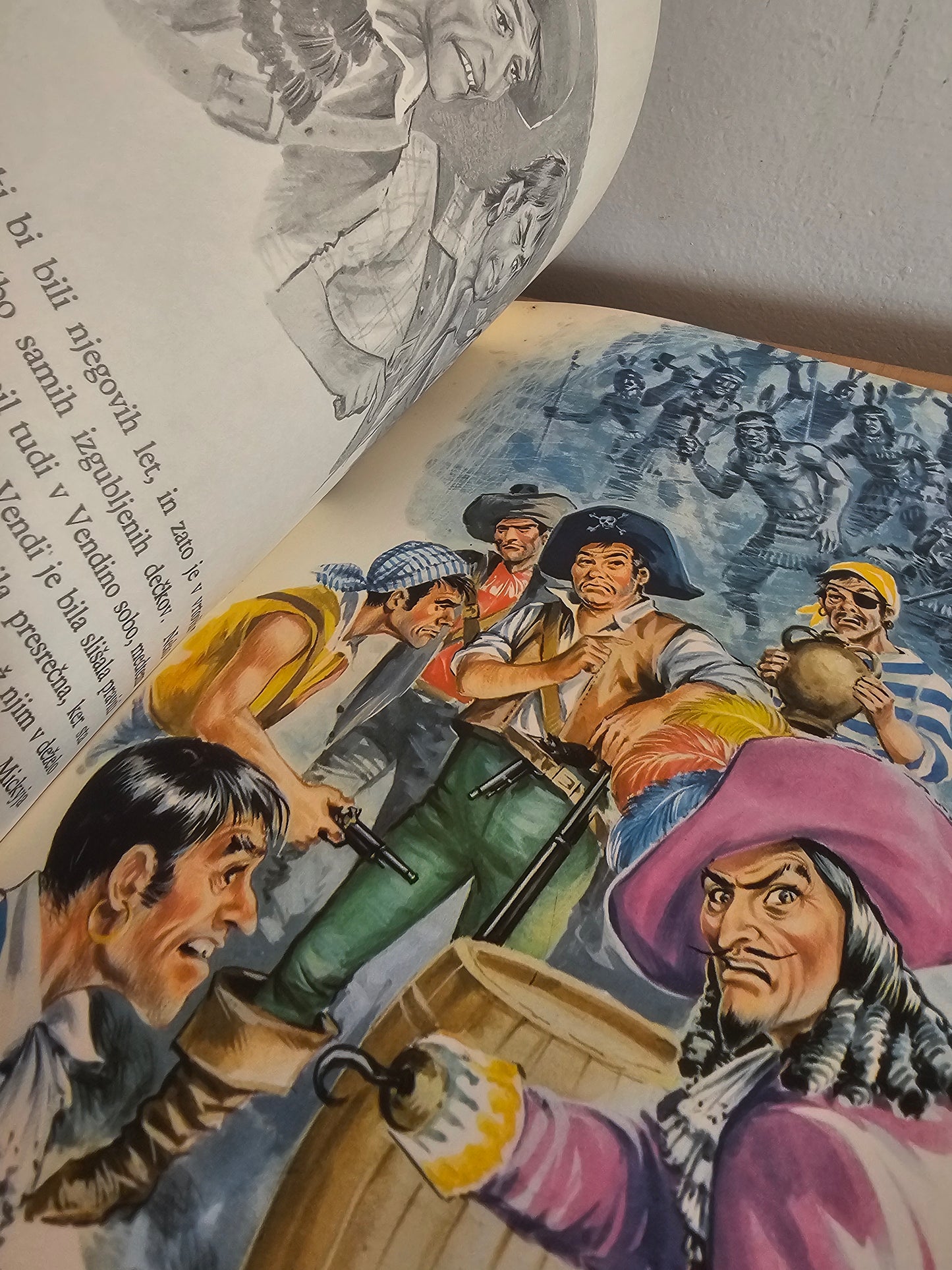 Otroški klasiki Pepelka, Peter Pan  Ch. Perrault J.M.Barrie