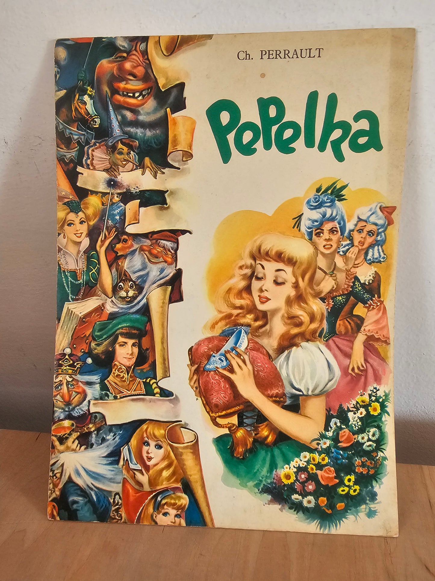 Otroški klasiki Pepelka, Peter Pan  Ch. Perrault J.M.Barrie