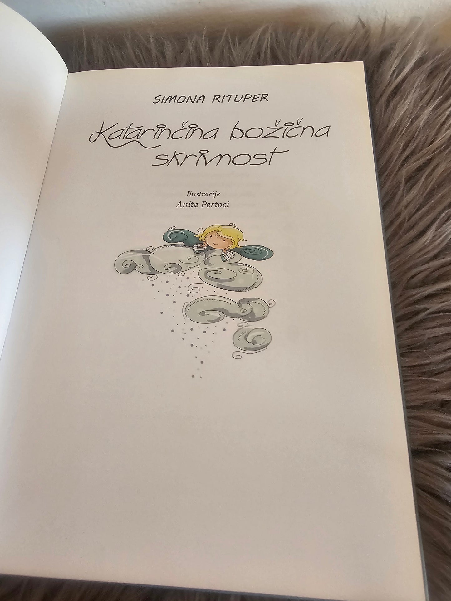 Katarinčina božična skrivnost Simona Rituper