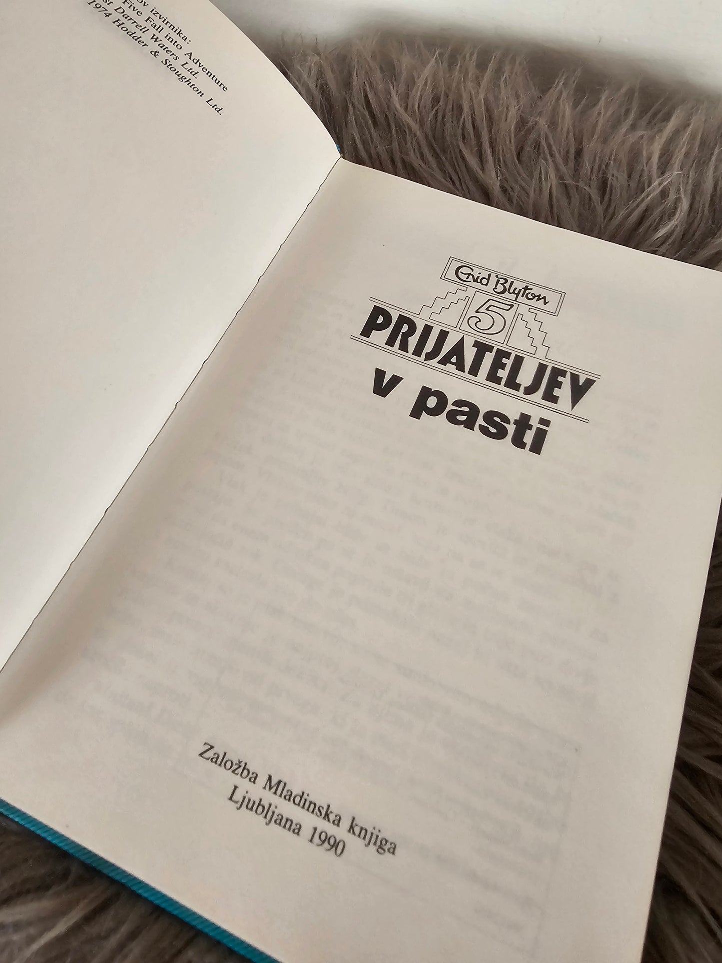 Pet prijateljev V pasti Enid Blyton