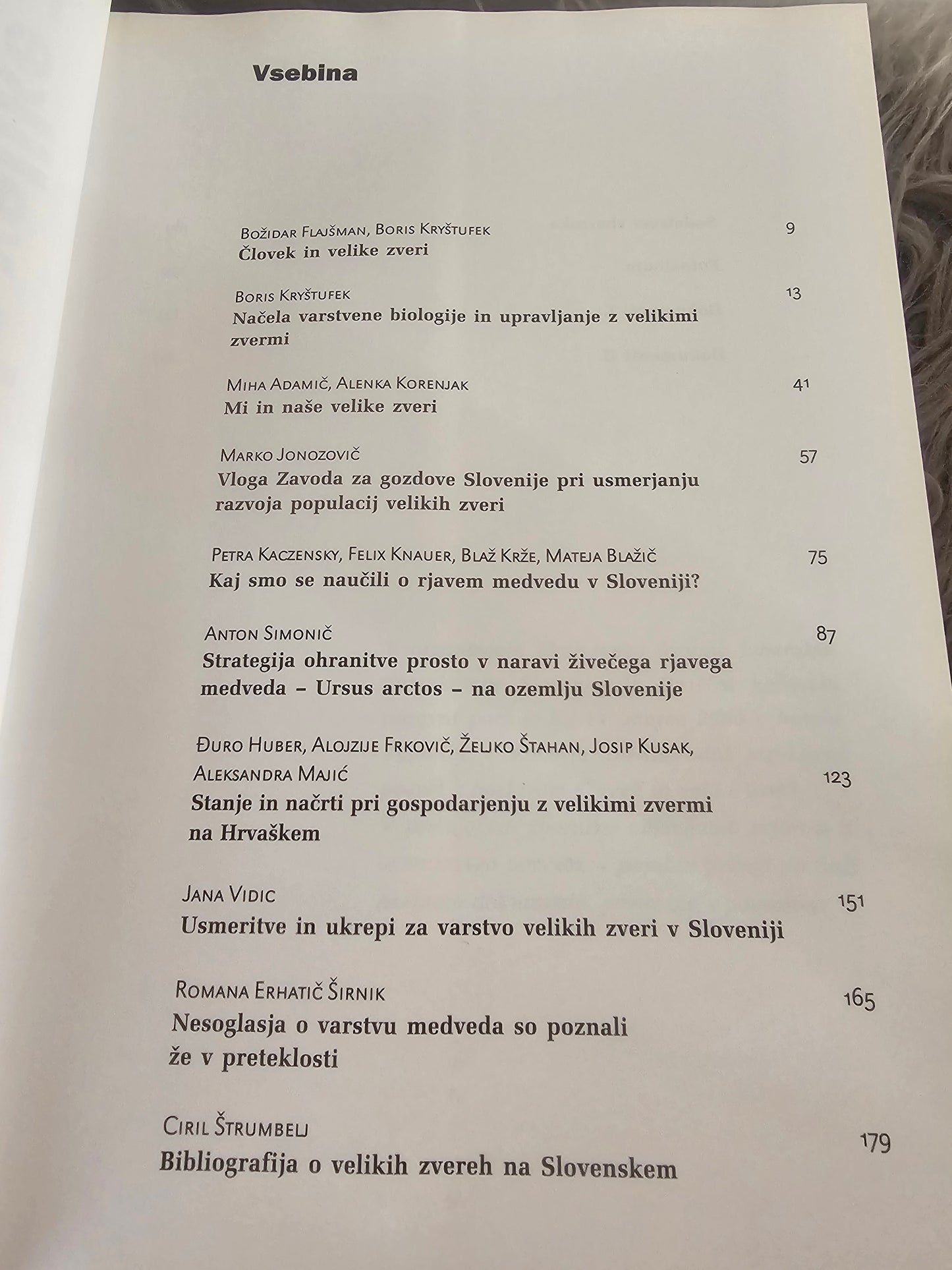 Človek in velike zveri  več avtorjev