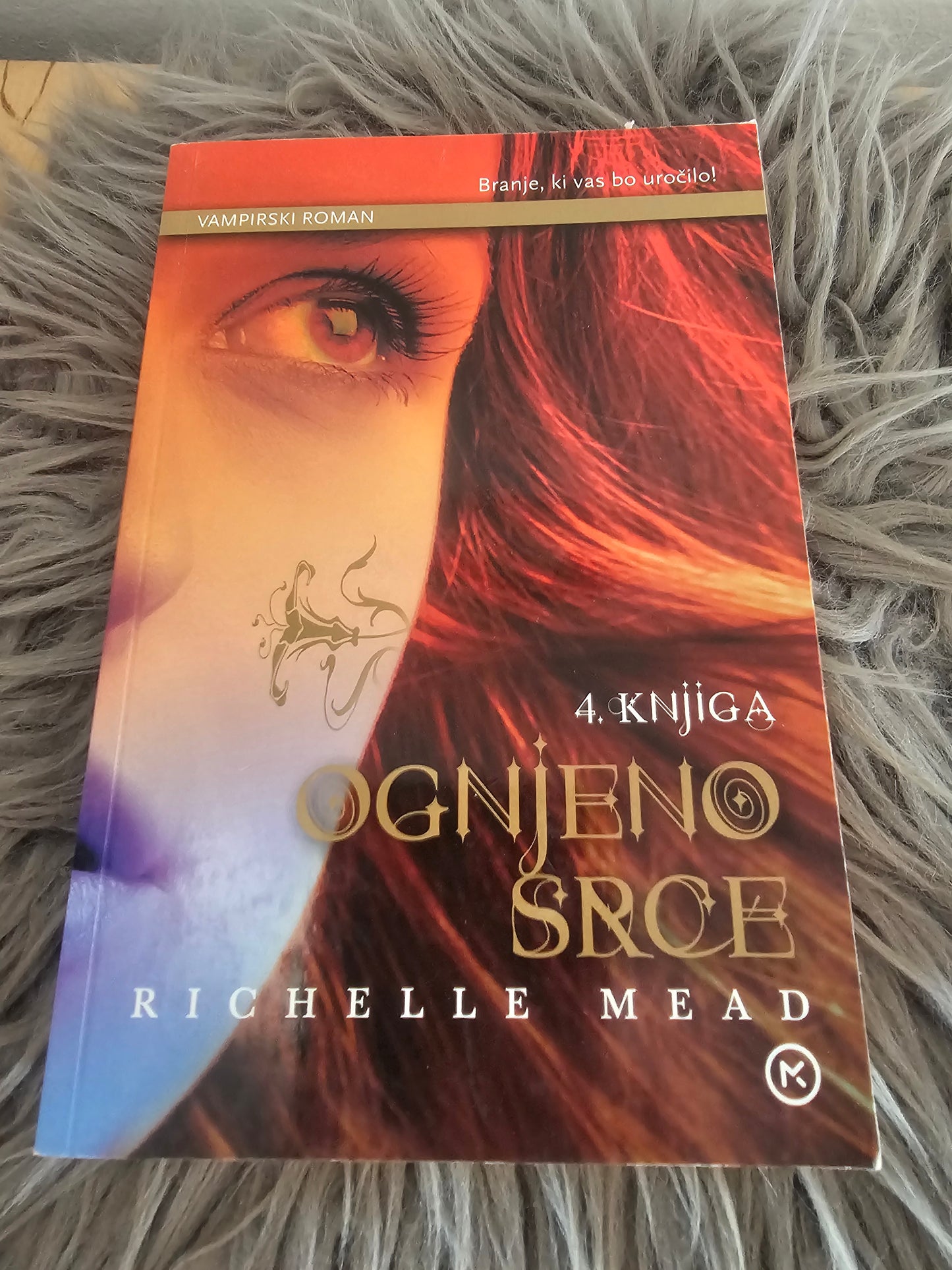 Ognjeno srce Richele Mead