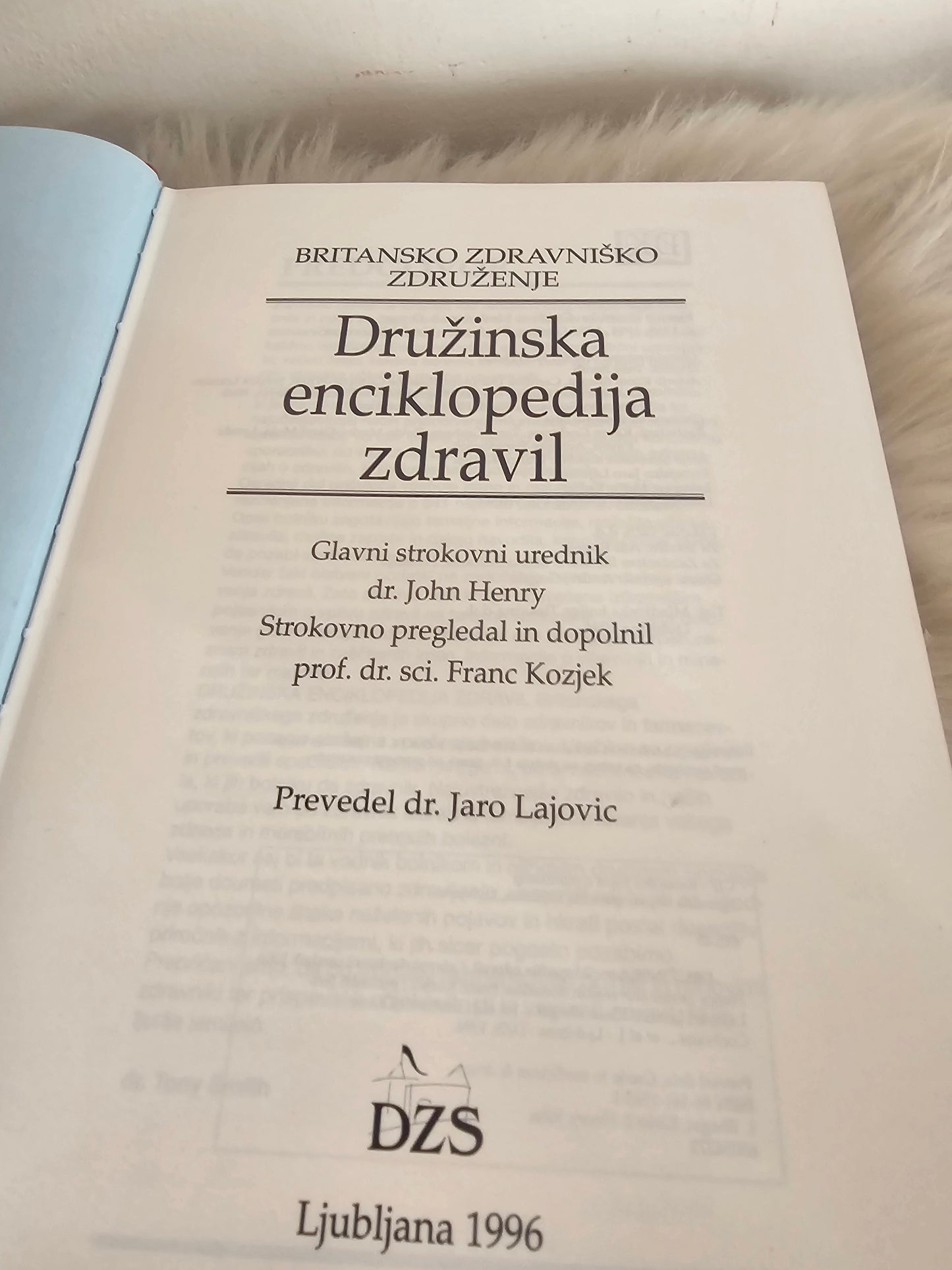 Družinska enciklopedija zdravil Jaro Lajovic