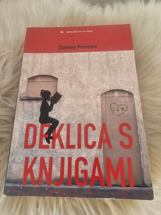 Deklica s knjigami Daniel Pennac