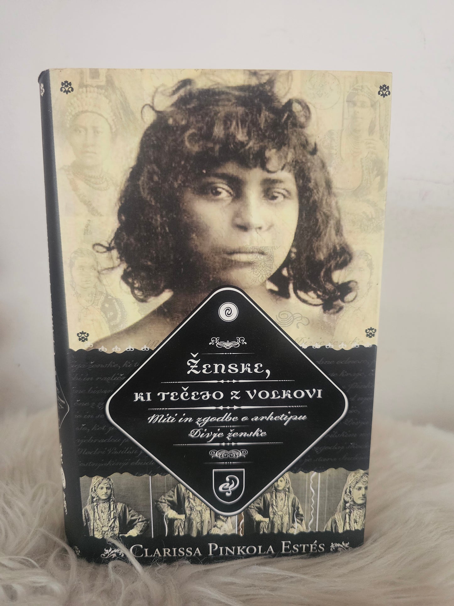 Ženske, ki tečejo z volkovi Clarissa Pinkola Estes