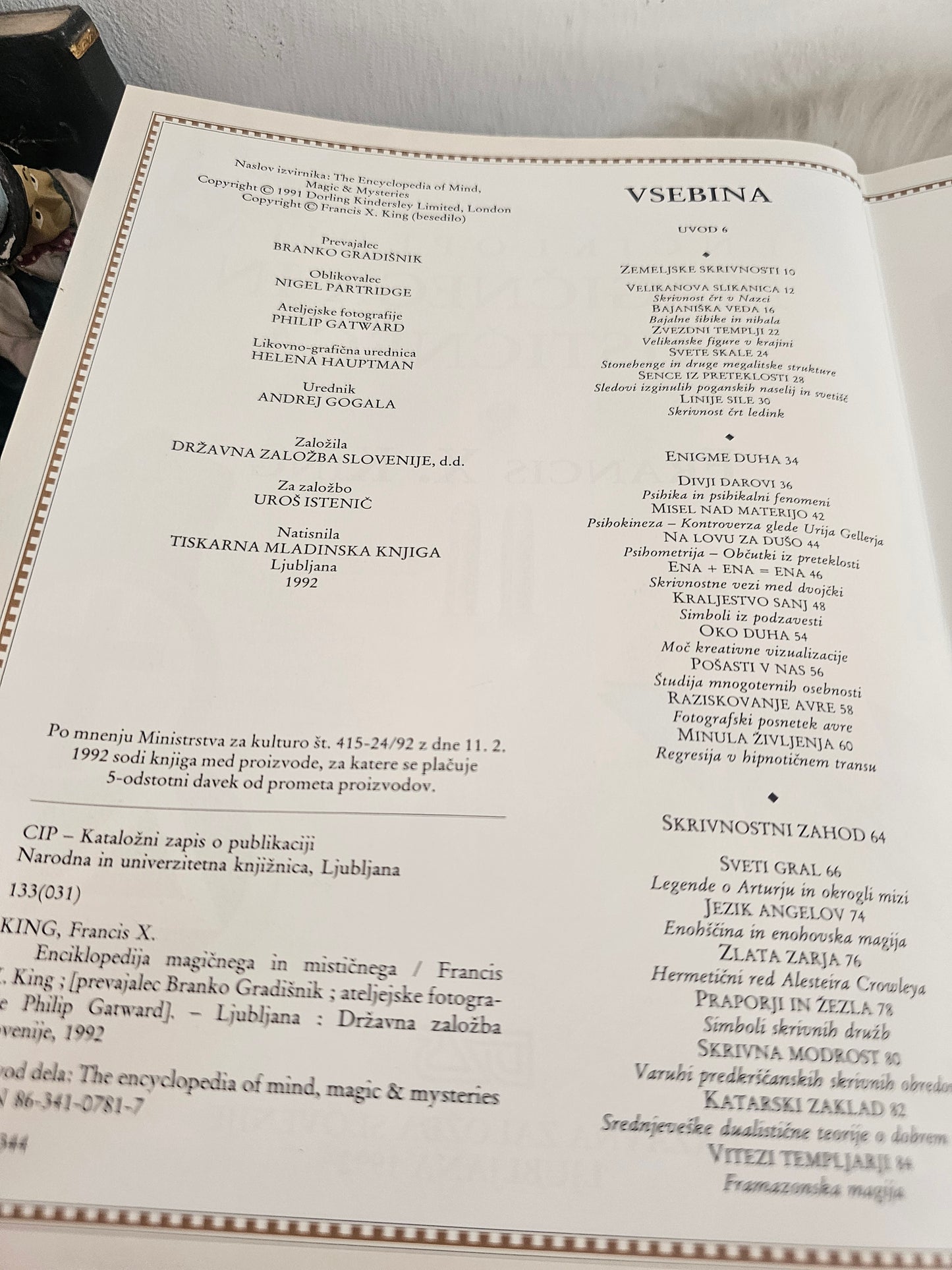 Enciklopedij magičnega in mističnega  Francis X. King