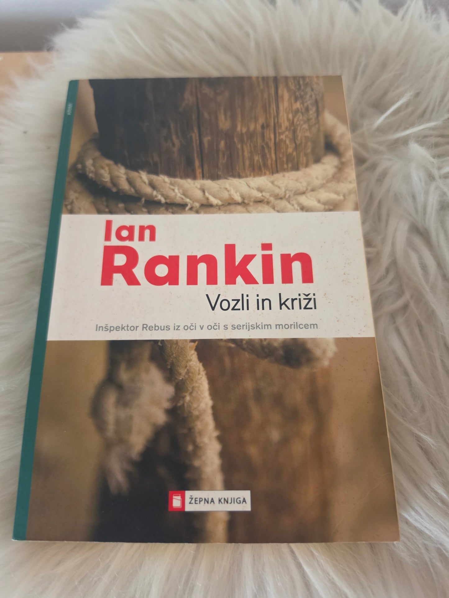 Vozli in križi Ian Rankin