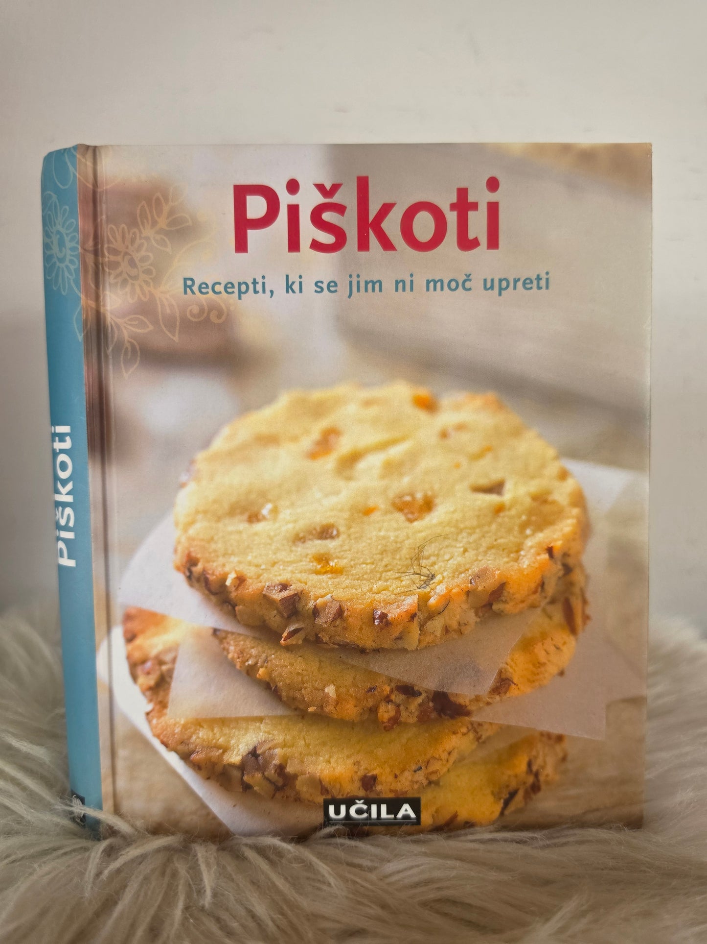 Piškoti Učila