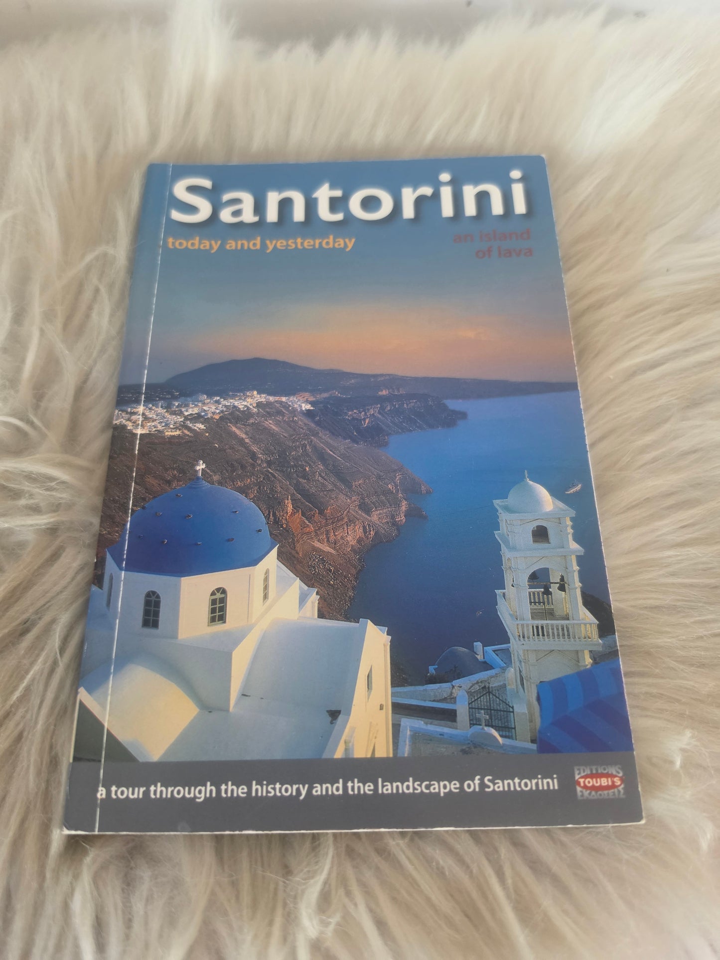 Santorini več avtorjev