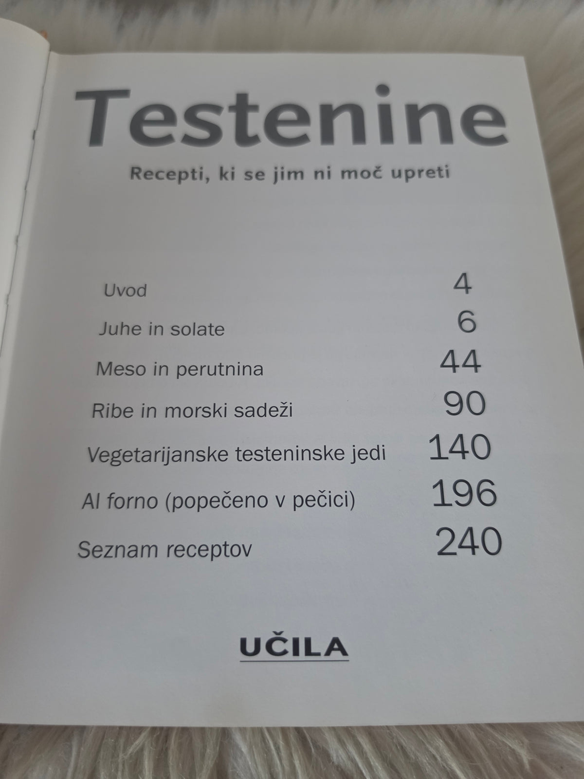 Testenine Učila