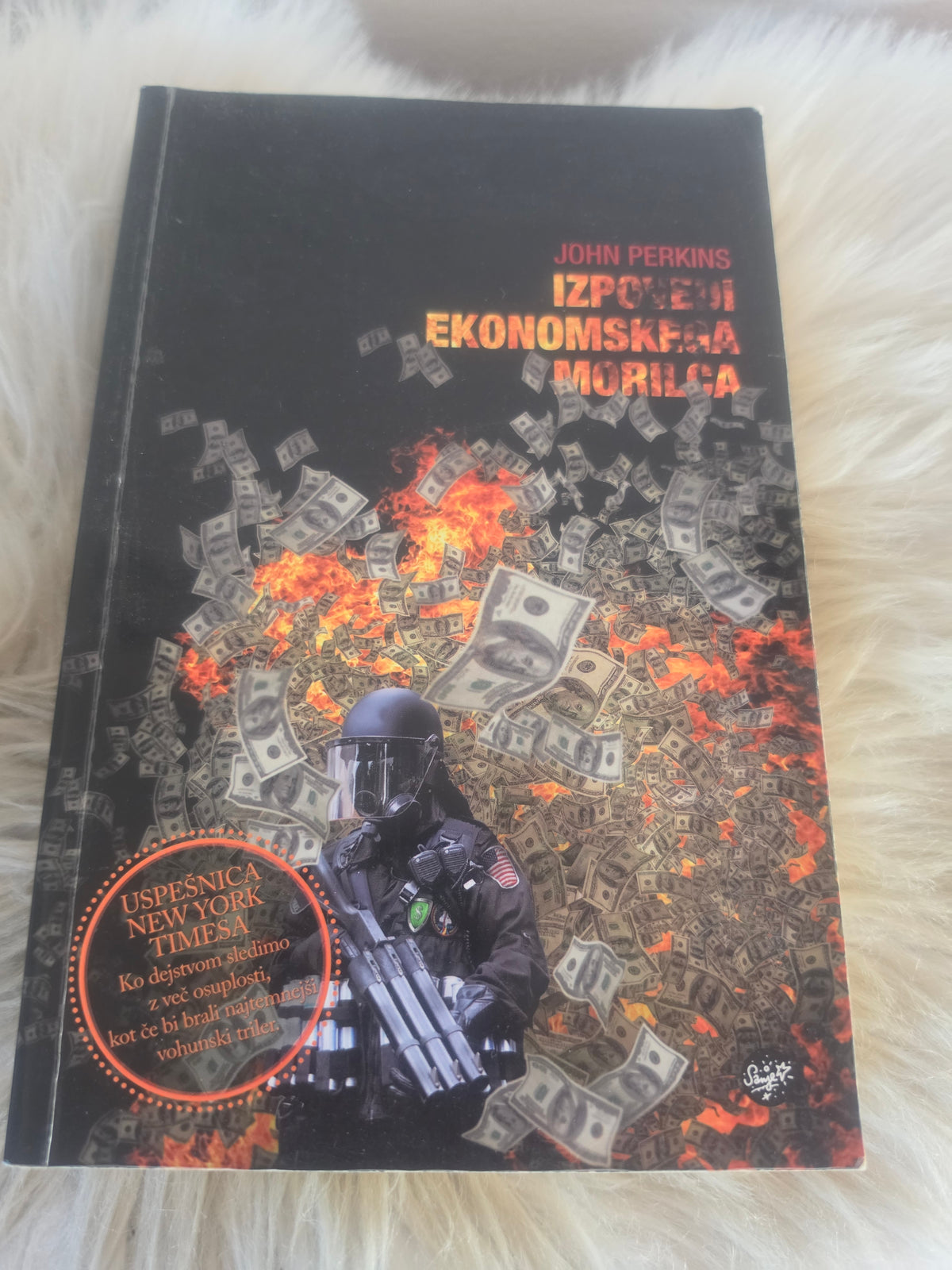 Izpovedi ekonomskega morilca John Perkins