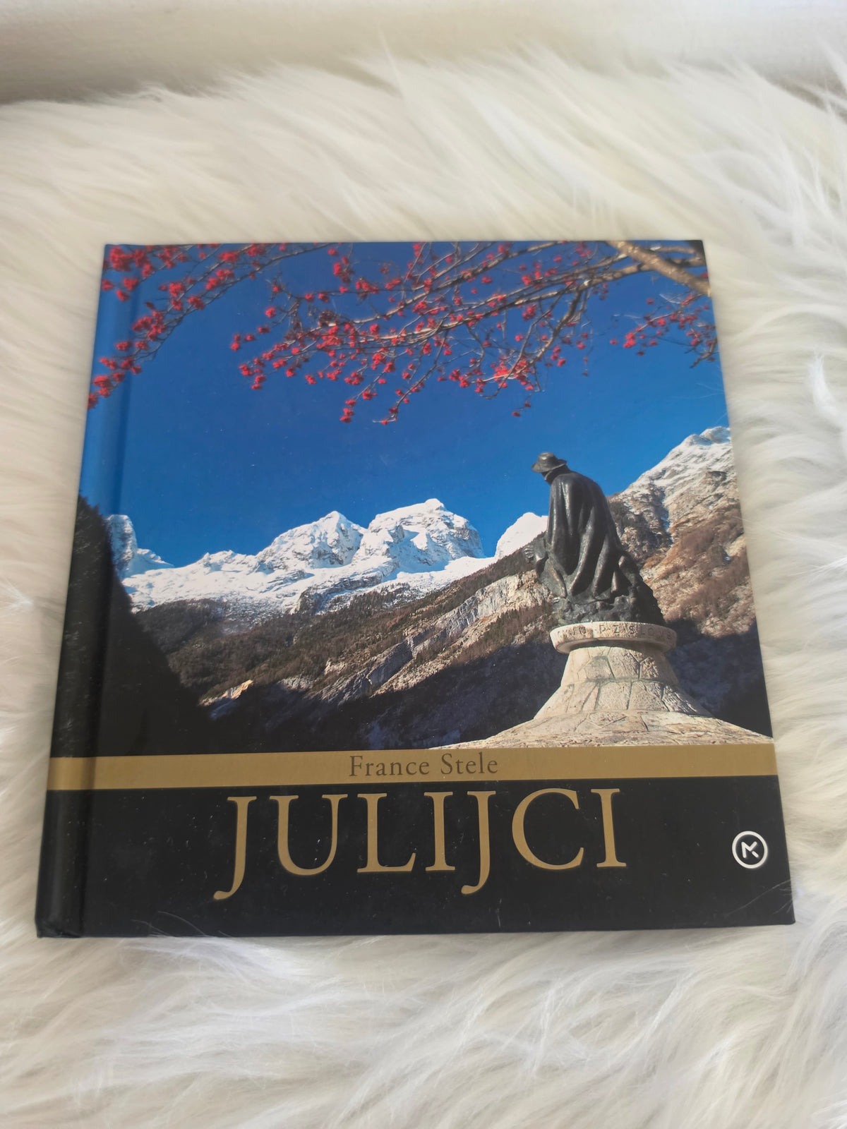 Julijci, Fran Stele