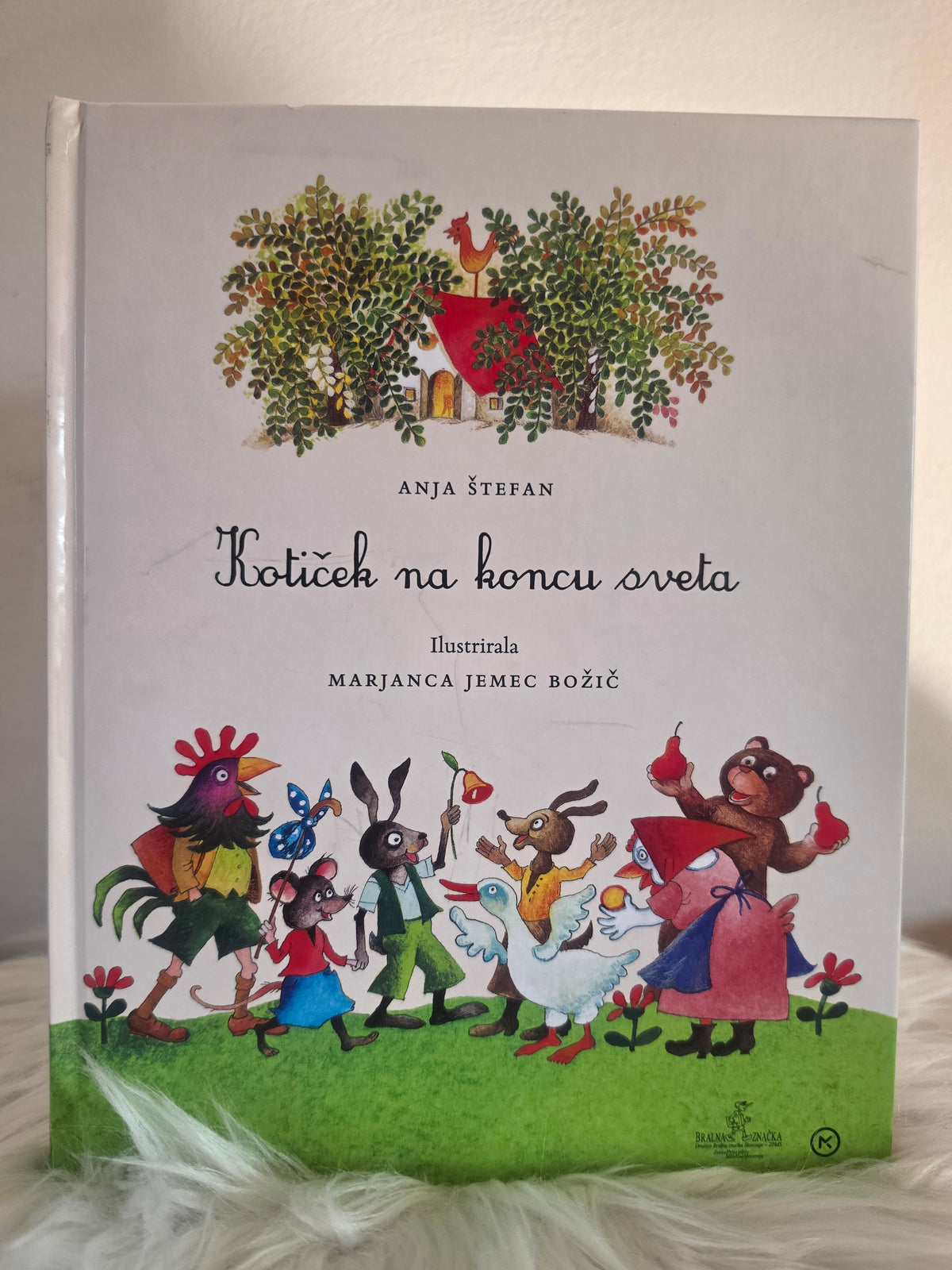 Kotiček na koncu sveta Anja Štefan