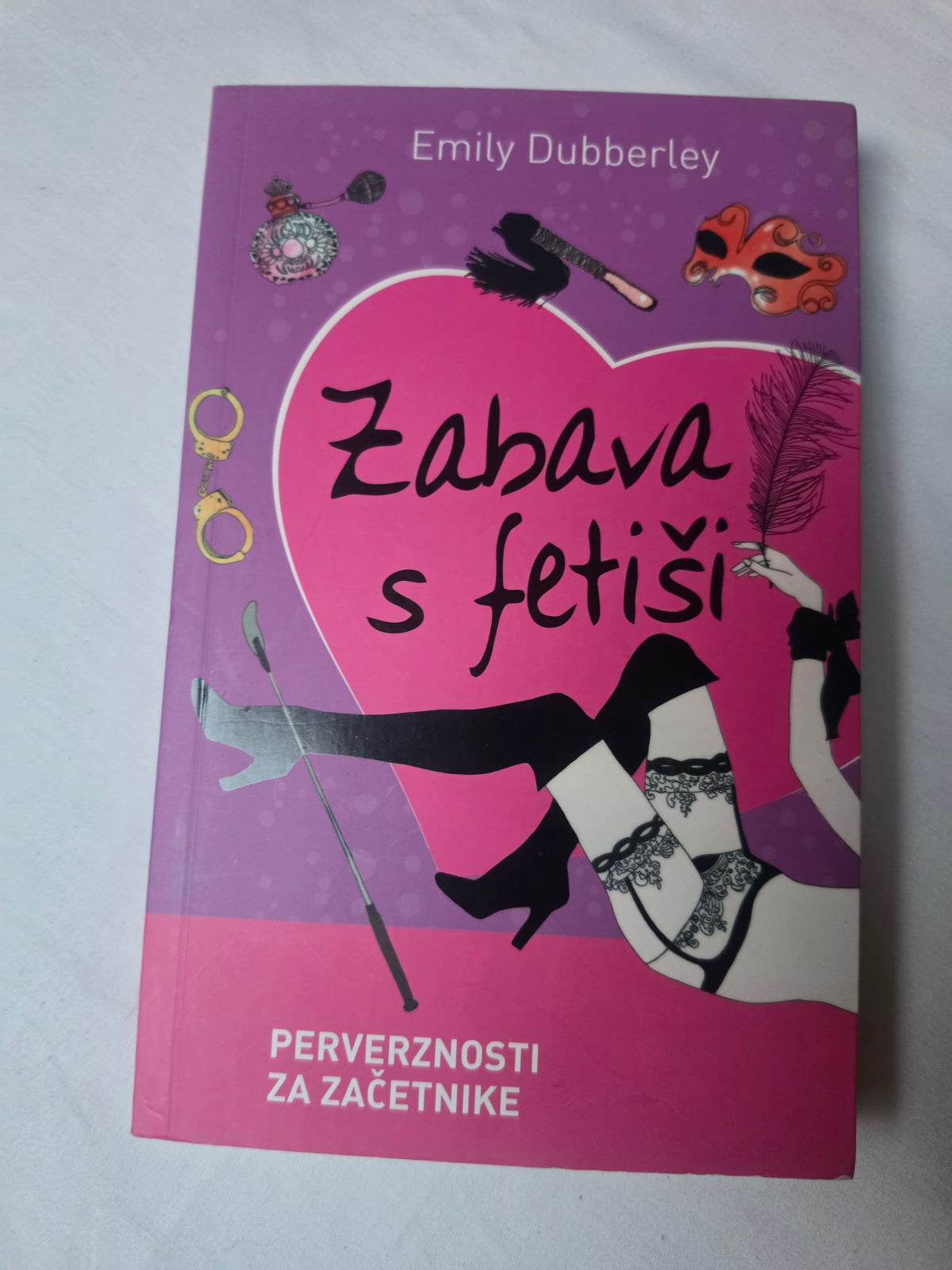 Zabava s fetiši Emily Dubberley