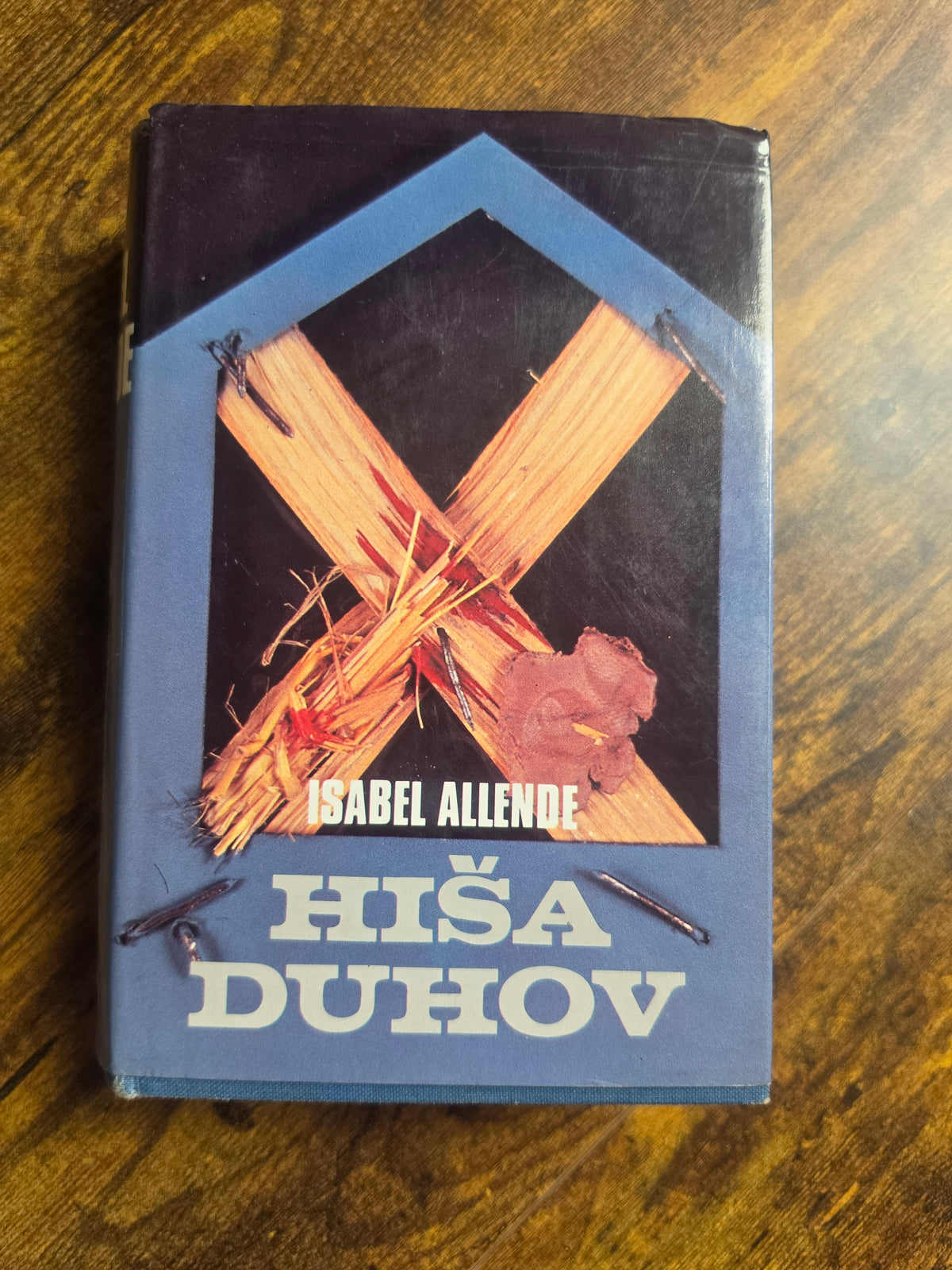 Hiša duhov Isabel Allende
