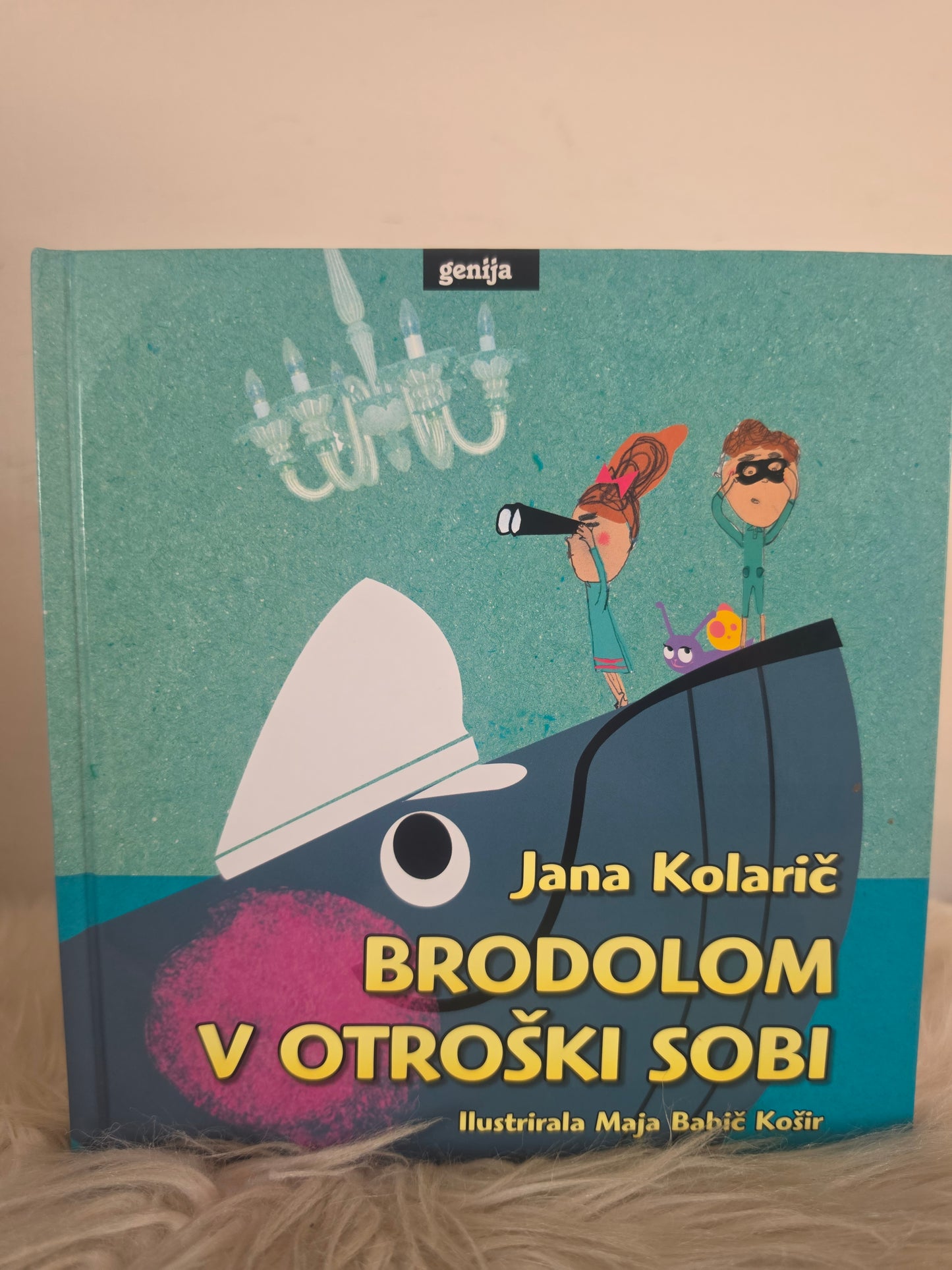 Brodolom v otroški sobi  Jana Kolarič